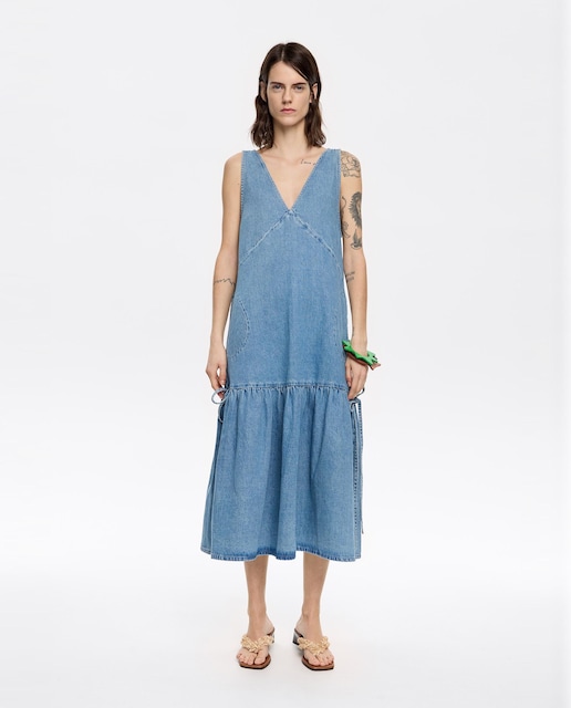 Imagen 0 de Vestido denim midi vuelo