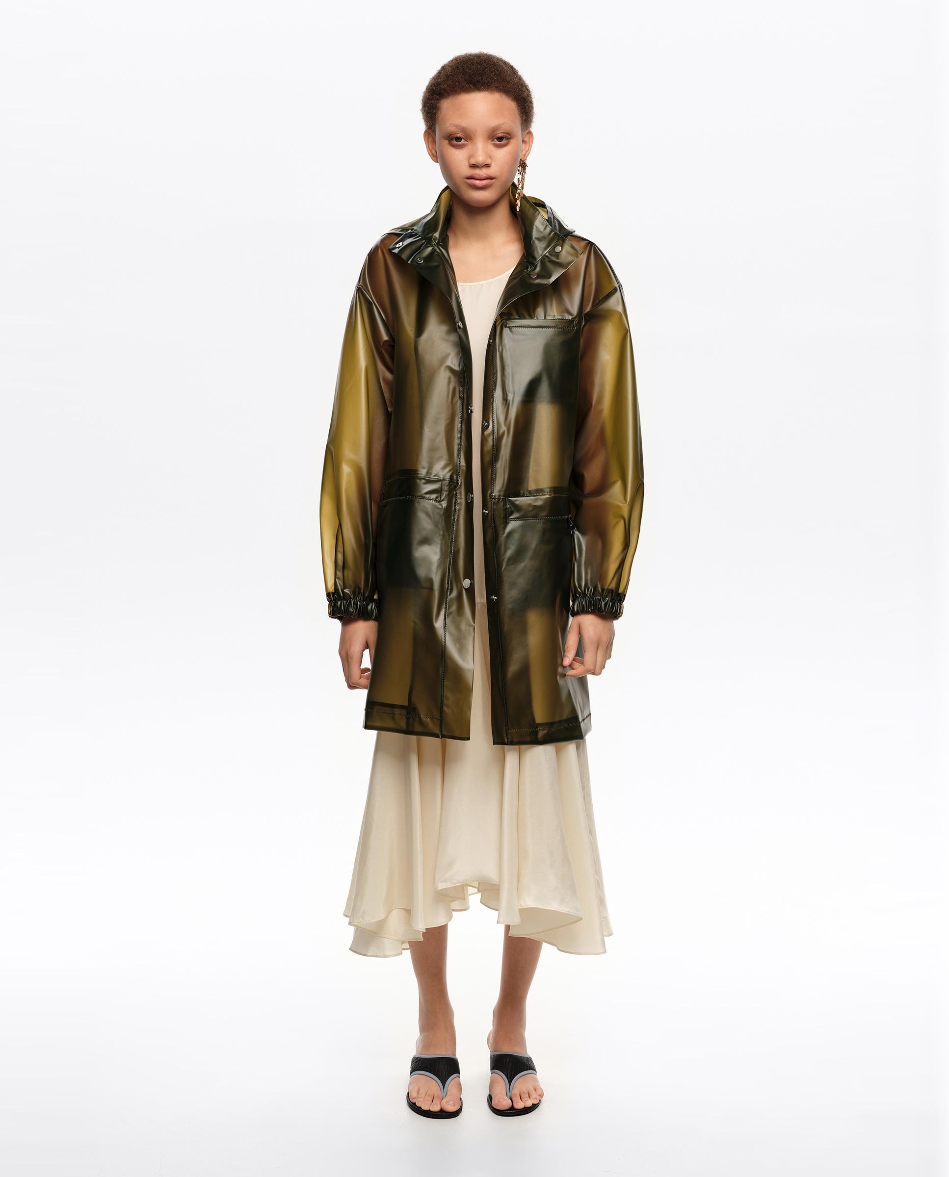 Bimba y Lola - Gabardina de mujer línea A transparente.