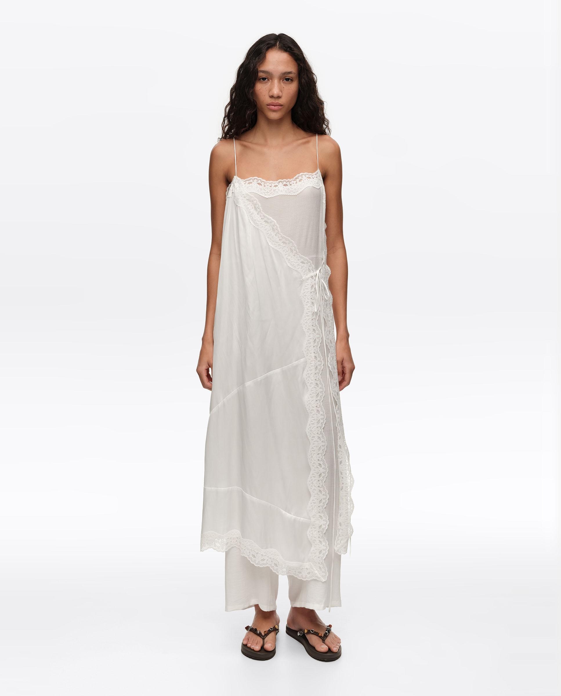Bimba y Lola - Vestido pantalón encajes.