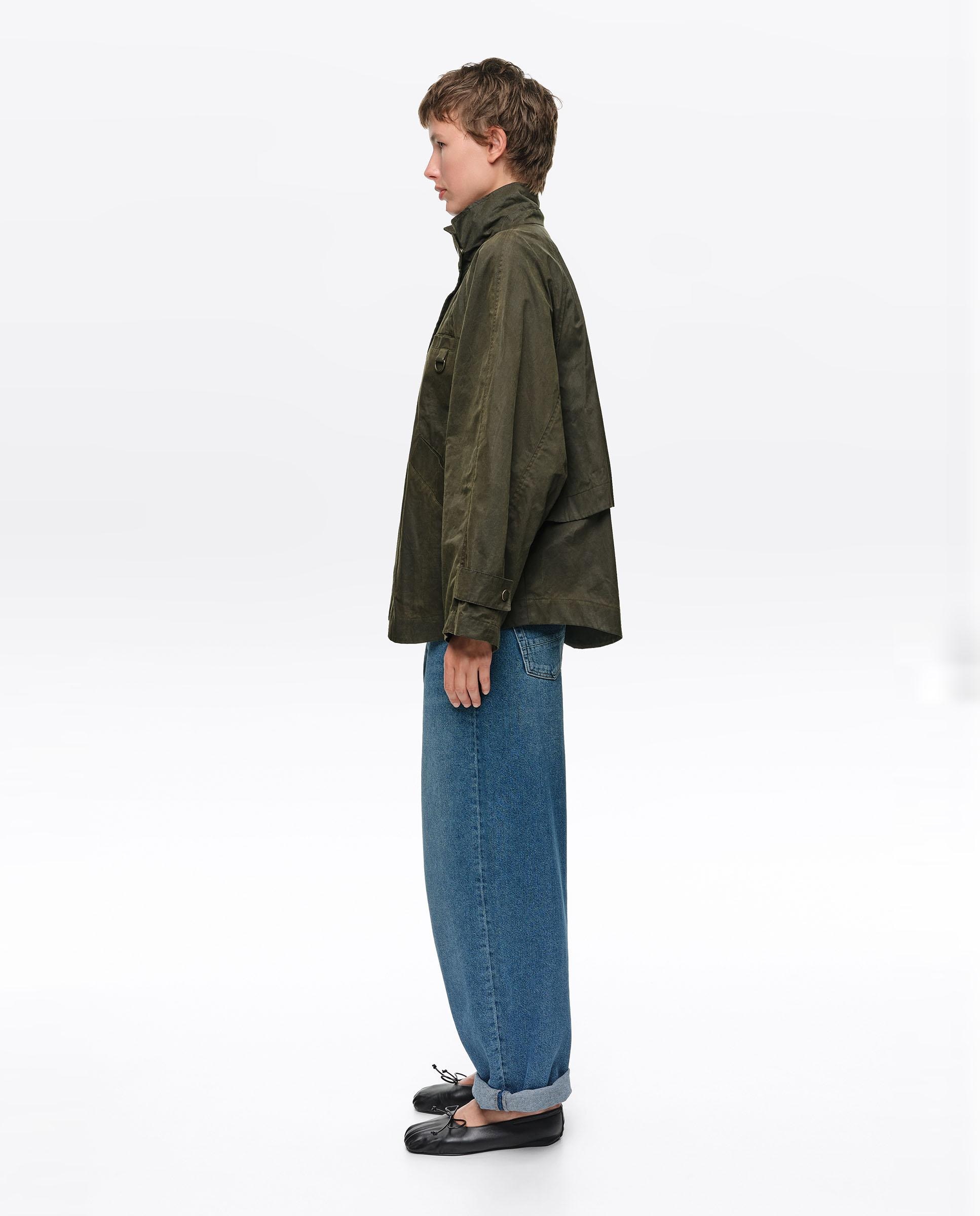 Gabardina de mujer línea a encerada con cuello subido - Bimba y Lola - Kaki Kaki-4