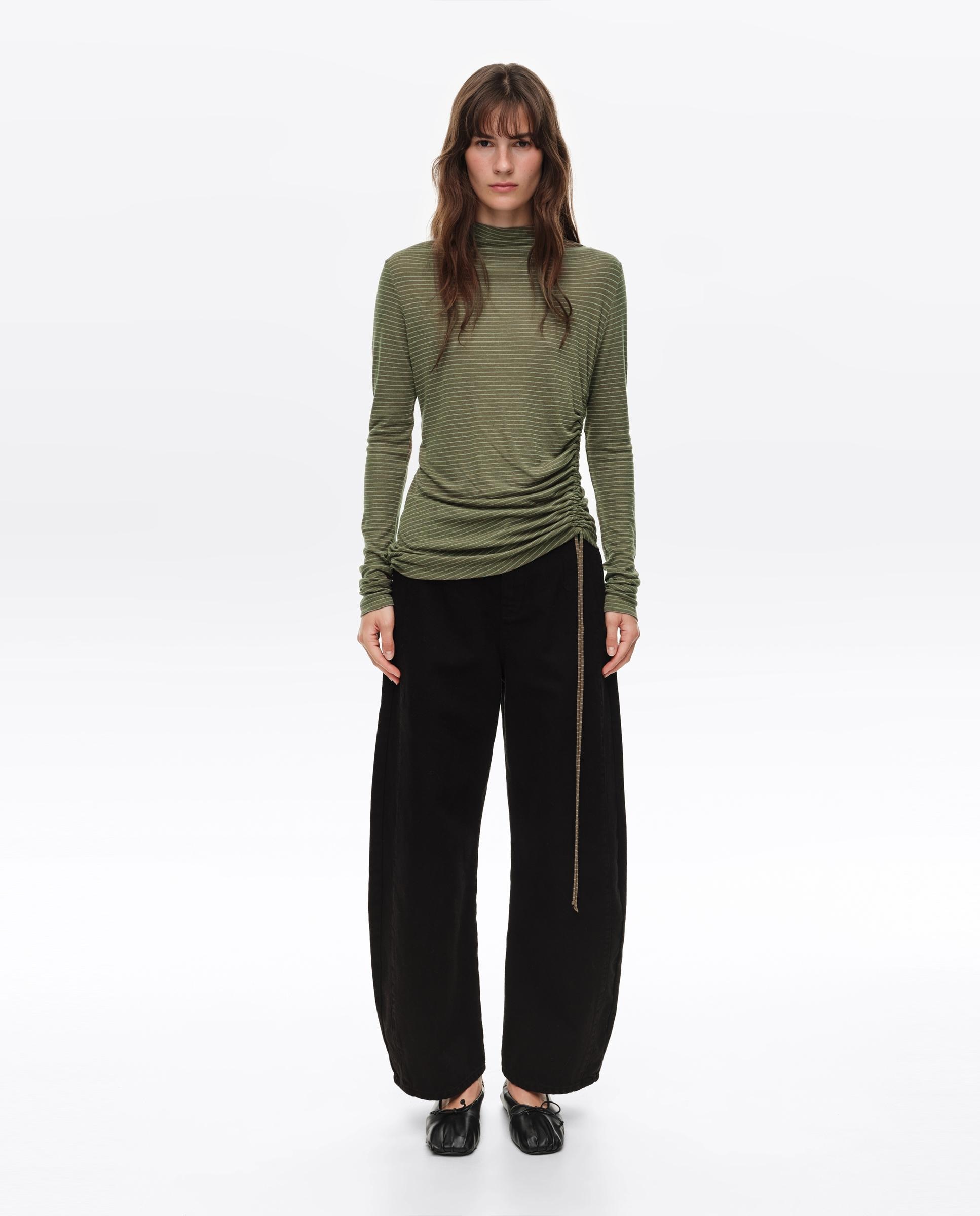 Imagen 0 de Camiseta de mujer fluida fruncida rayas Verde