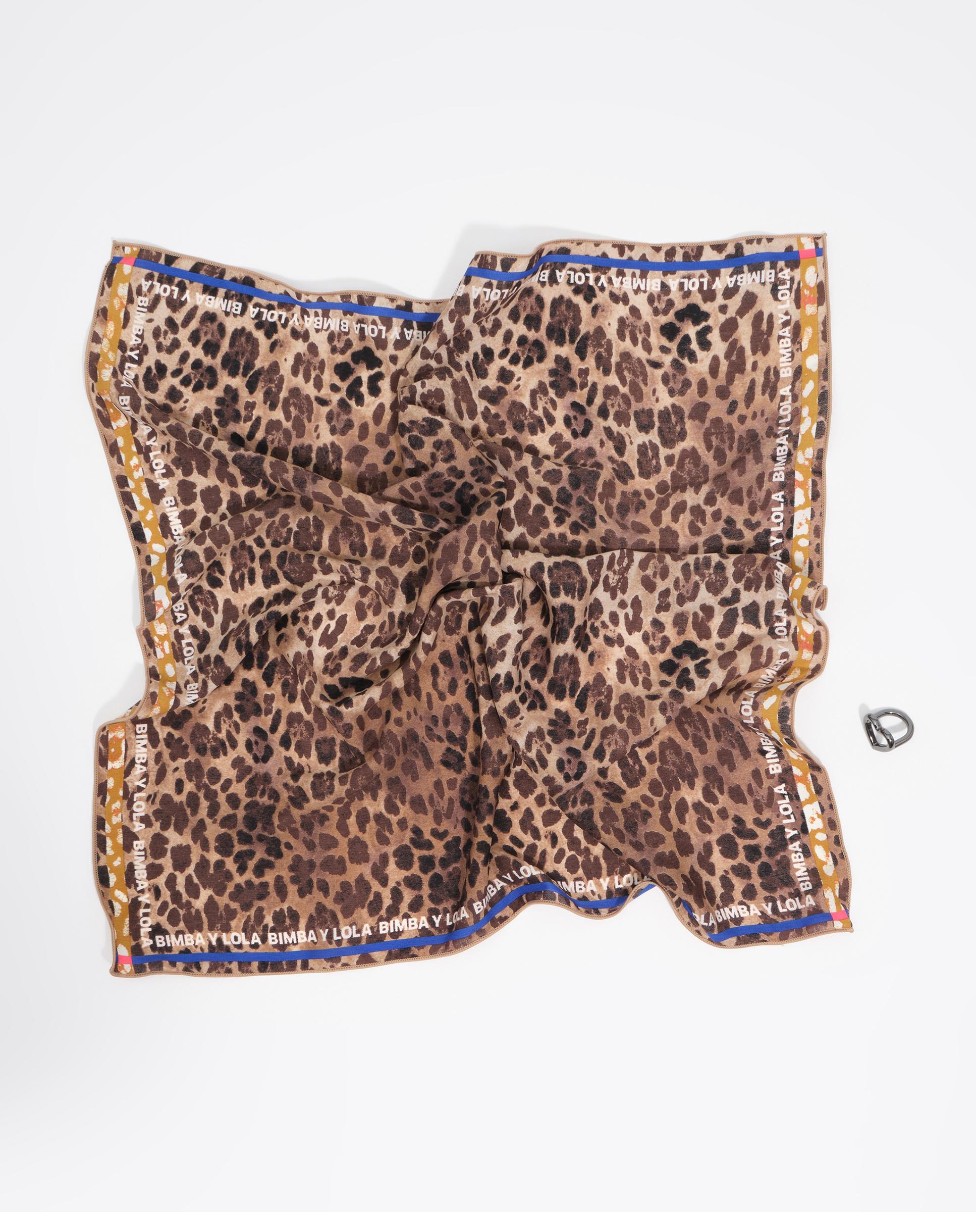 Pañuelo de mujer charm con mancha animal - Bimba y Lola - Topo Topo-2