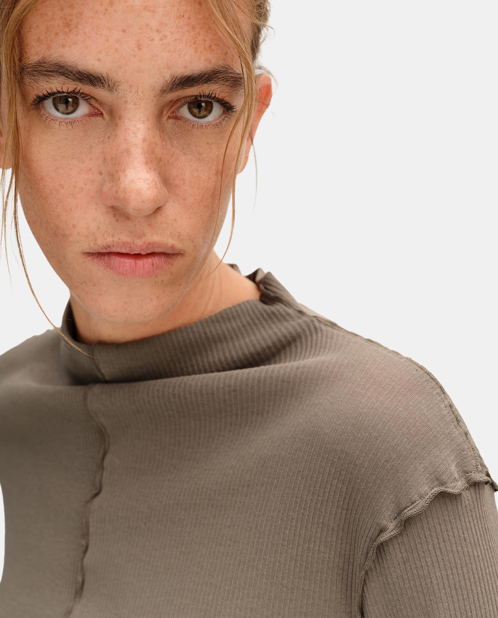 Camiseta de mujer canalé ajustada - Bimba y Lola - Topo Topo-4