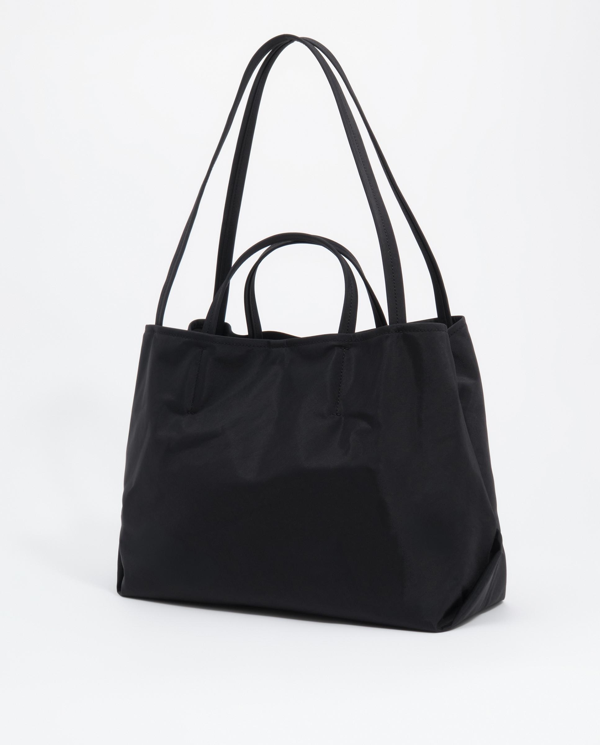 Bolso de hombro de mujer grande en nylon con cierre cremallera - Bimba y Lola - Negro Negro-2