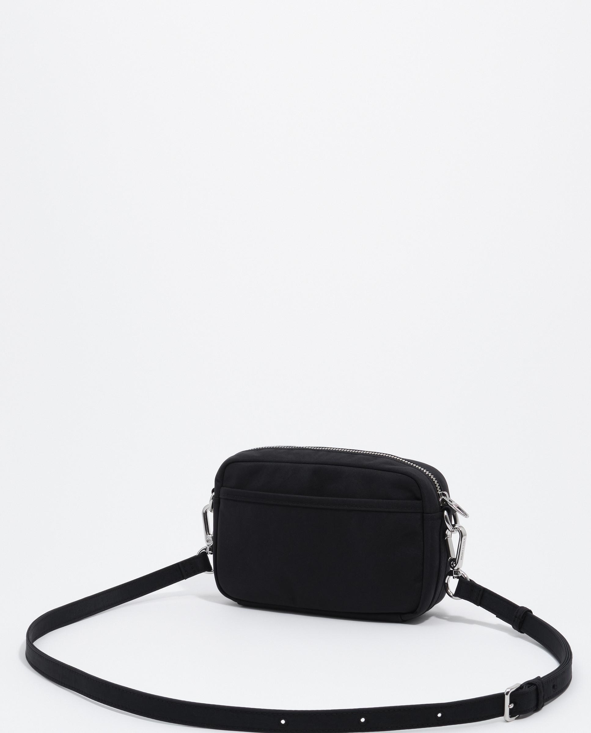 Bolso bandolera pequeño en nylon con cierre cremallera - Bimba y Lola - Negro Negro-6