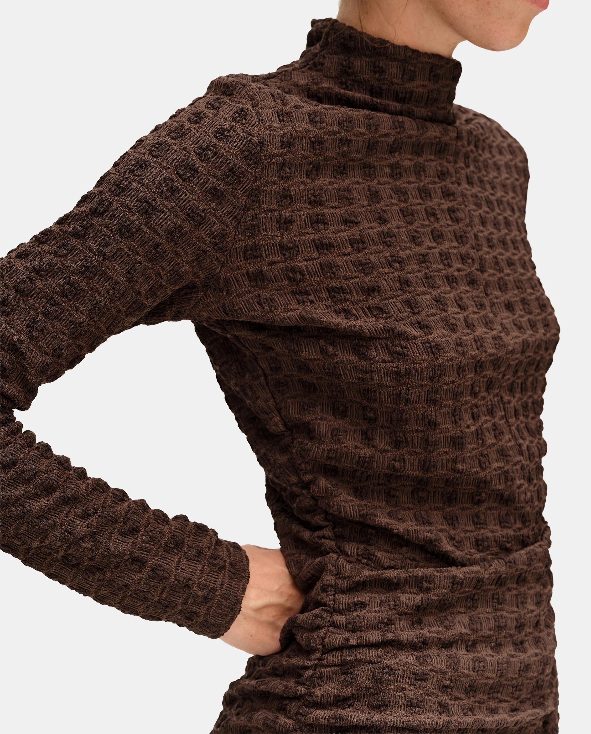 Camiseta de mujer textura fruncida - Bimba y Lola - Marrón chocolate Marrón chocolate-4