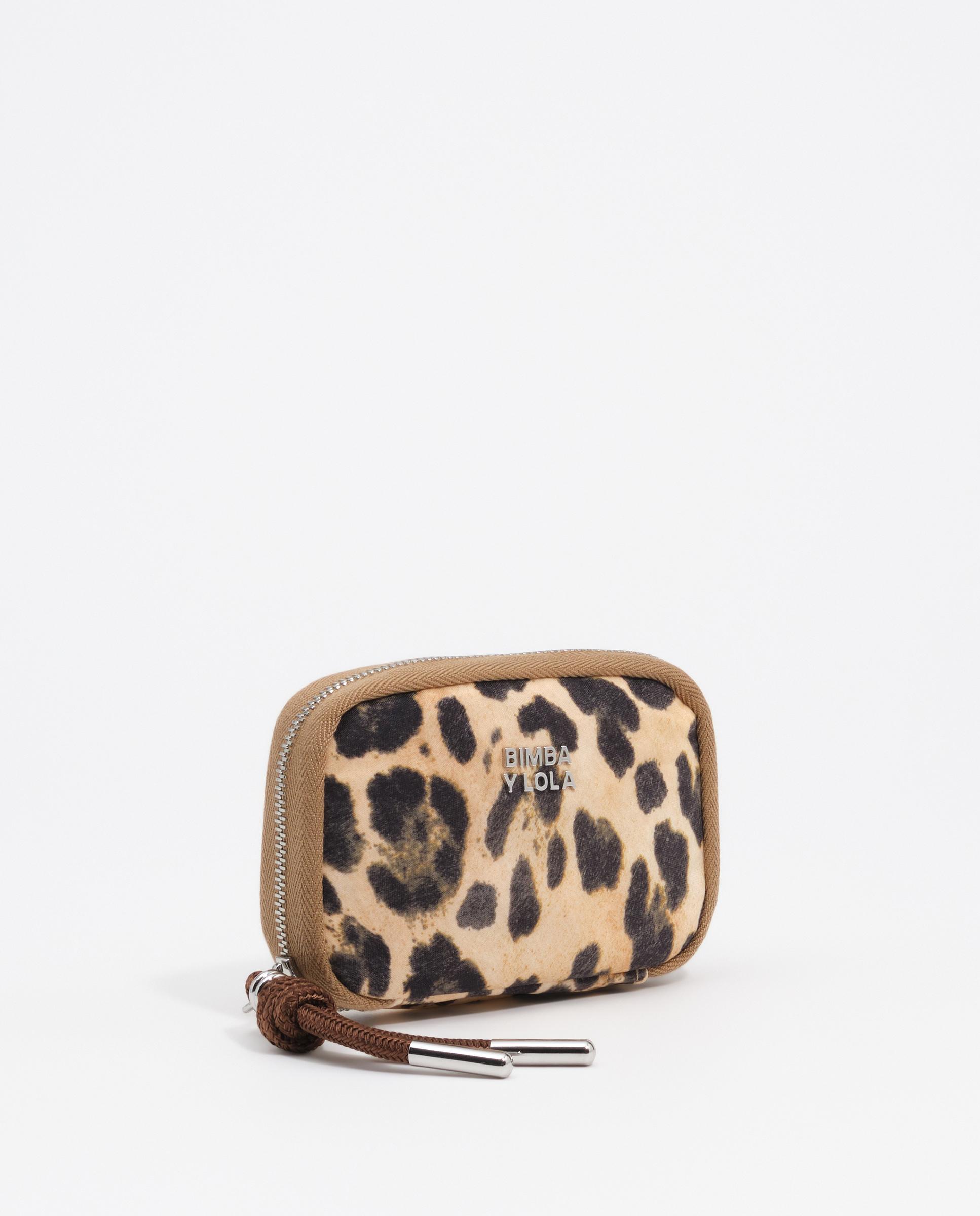 Imagen 3 de Cartera de mujer pequeña nylon leopard - Bimba y Lola - Natural Natural