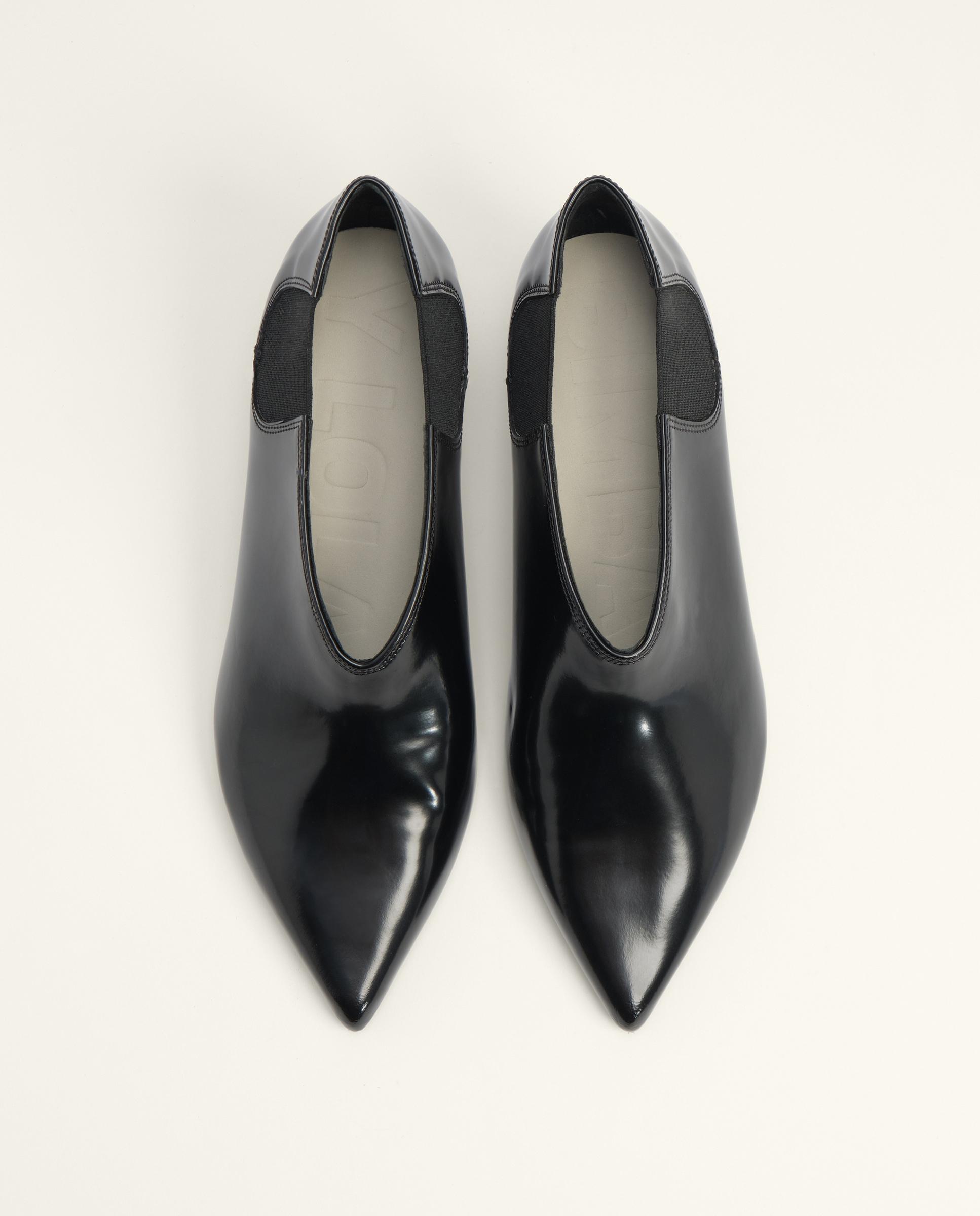Imagen 4 de Zapatos de salón de mujer tacón abotinado piel - Bimba y Lola - Negro Negro