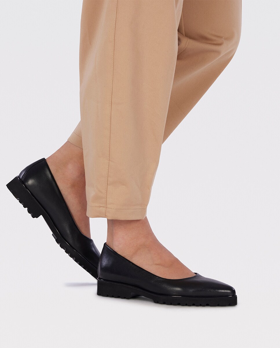 Bailarinas de mujer de piel y suela tipo track · Gioseppo · El