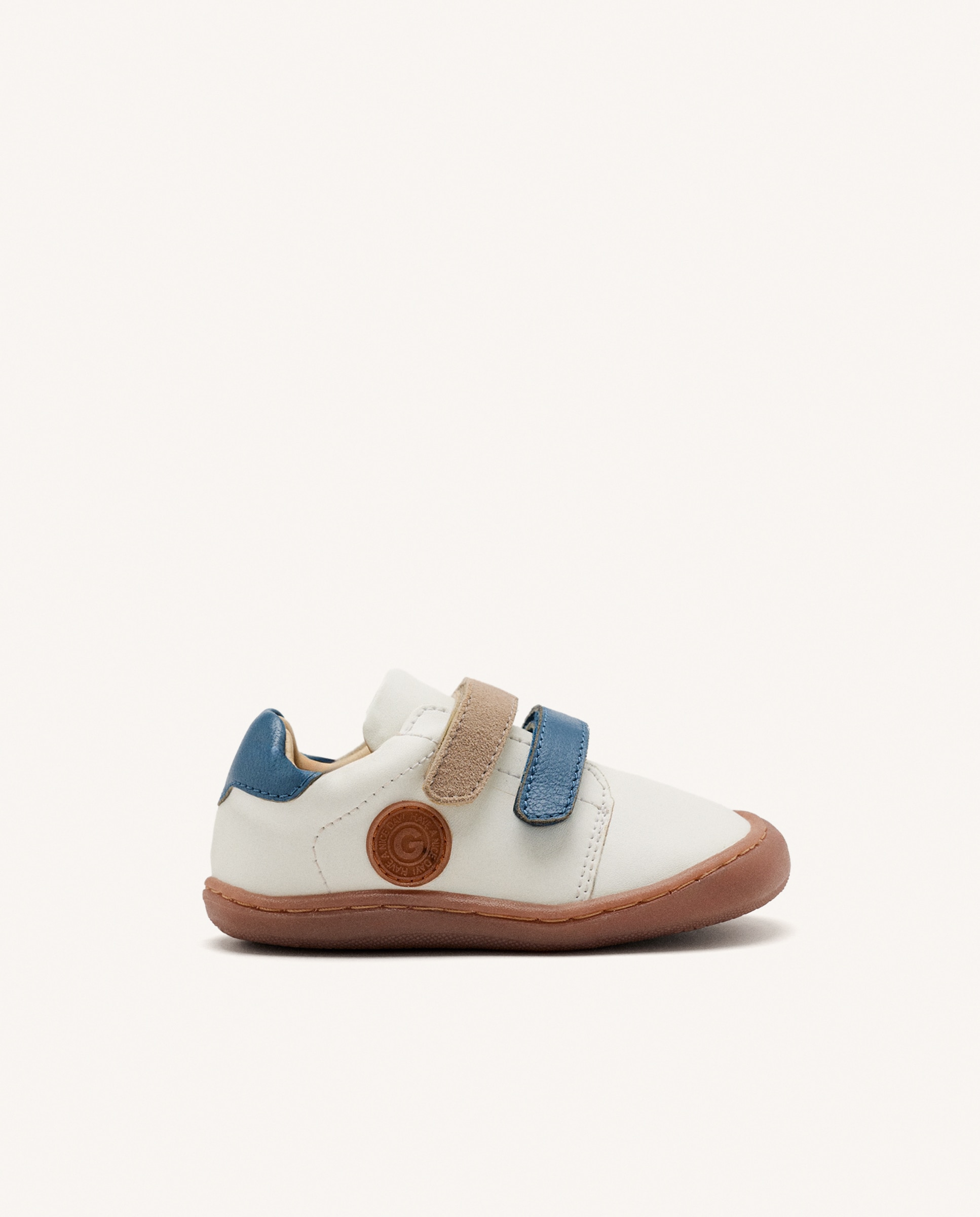 Imagen 0 de Zapatillas de piel de bebé niño barefoot tipo bambas de piel Beige/Marrón