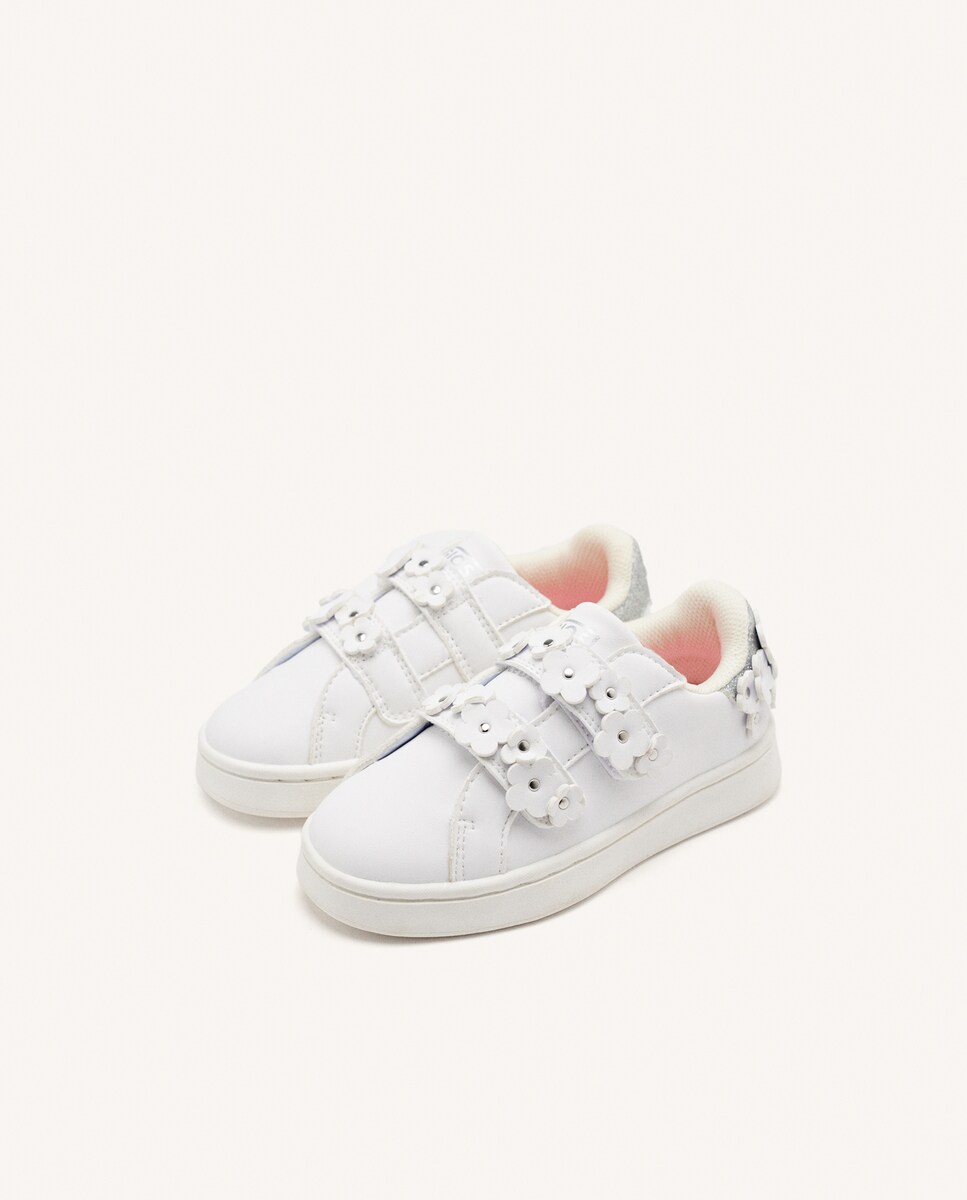 Zapatillas deportivas de ni?�a blancas con cierre ajustable ?� Gioseppo ?� El Corte Ingl?�s