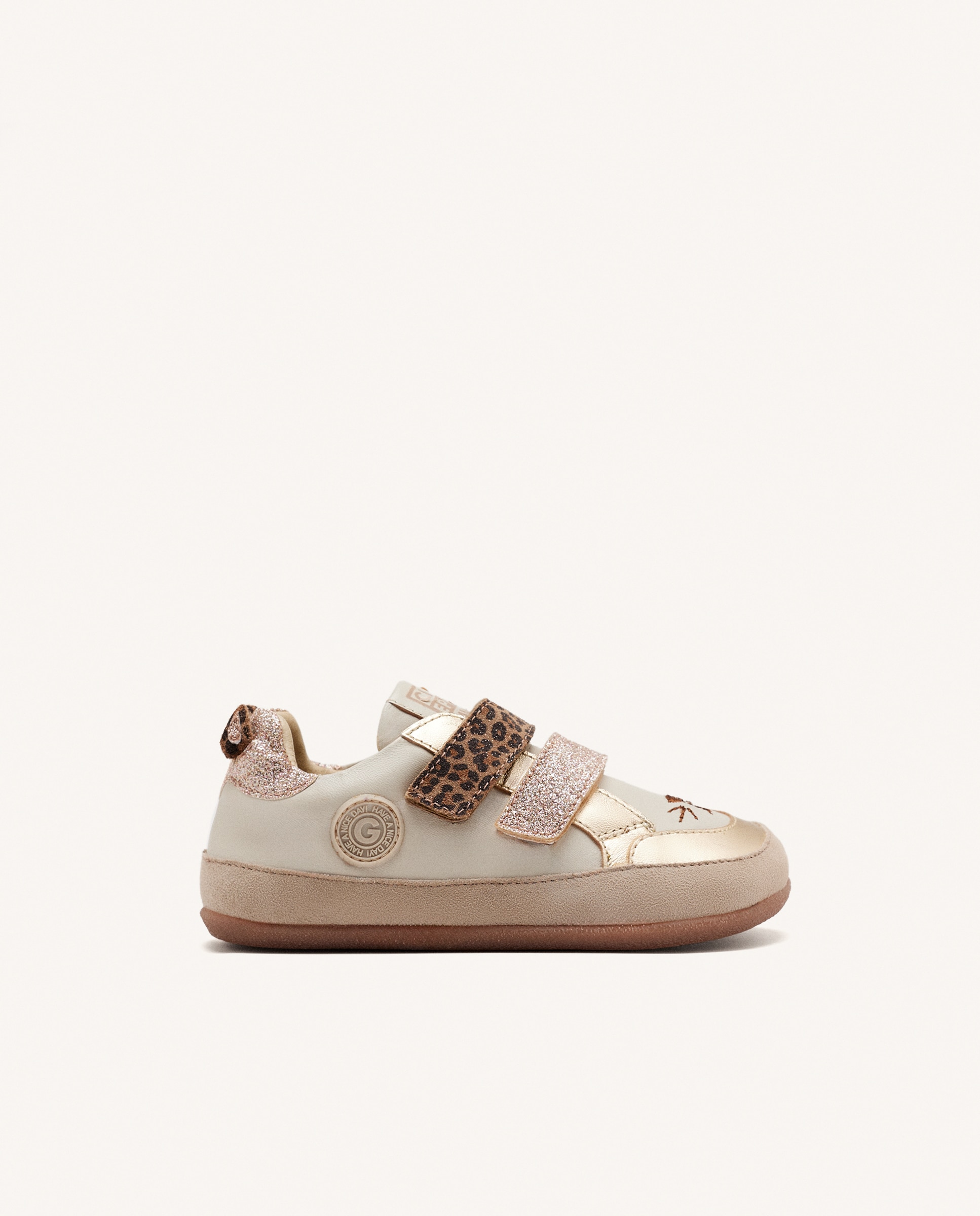 Zapatillas de piel de niña barefoot de piel con brillo y estampado animal - Gioseppo - Blanco roto Blanco roto-1