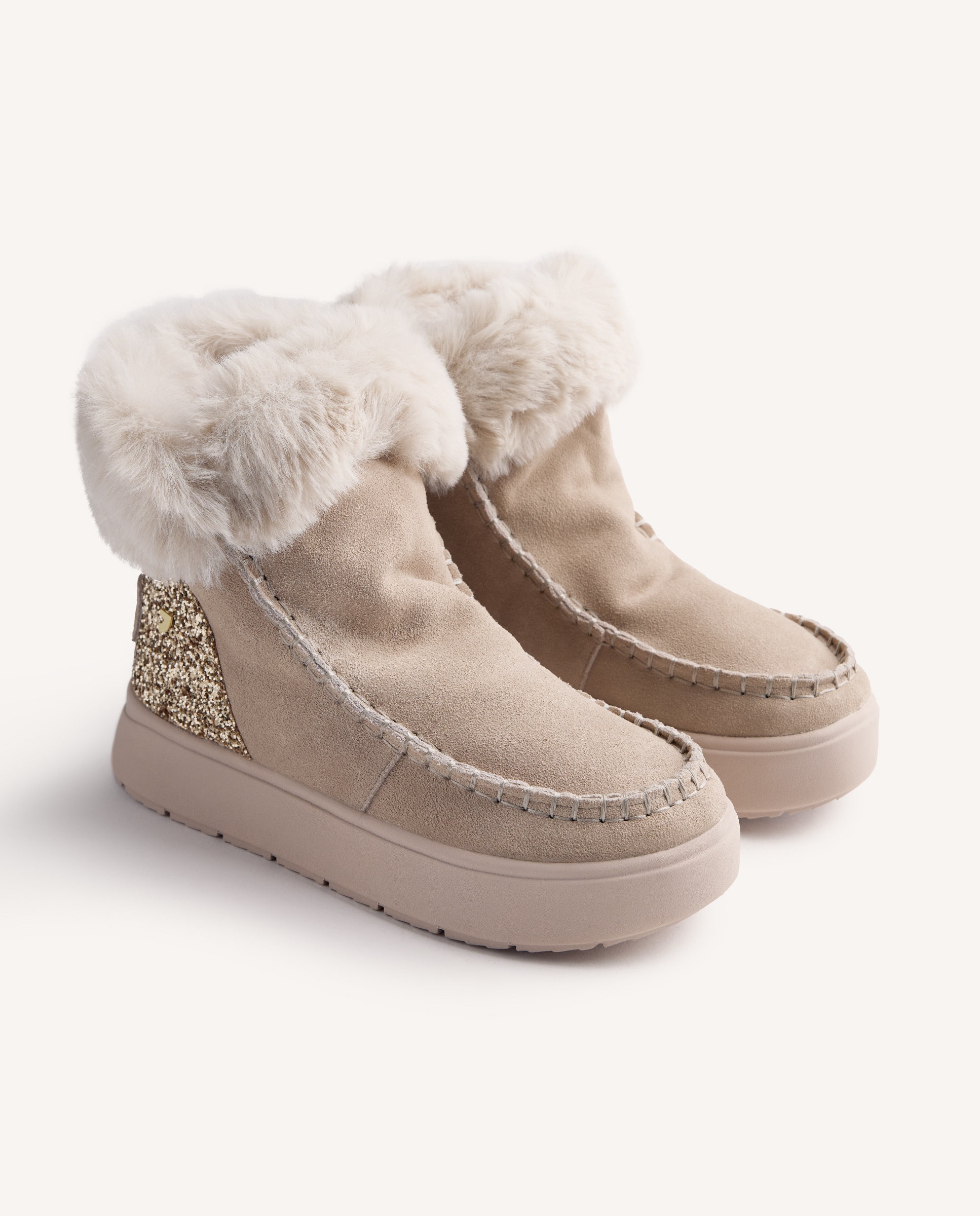 Botas de pelo de mujer de piel serraje estilo australianas con collarín de pelo y pieza brillante - Gioseppo - Beige Beige-4