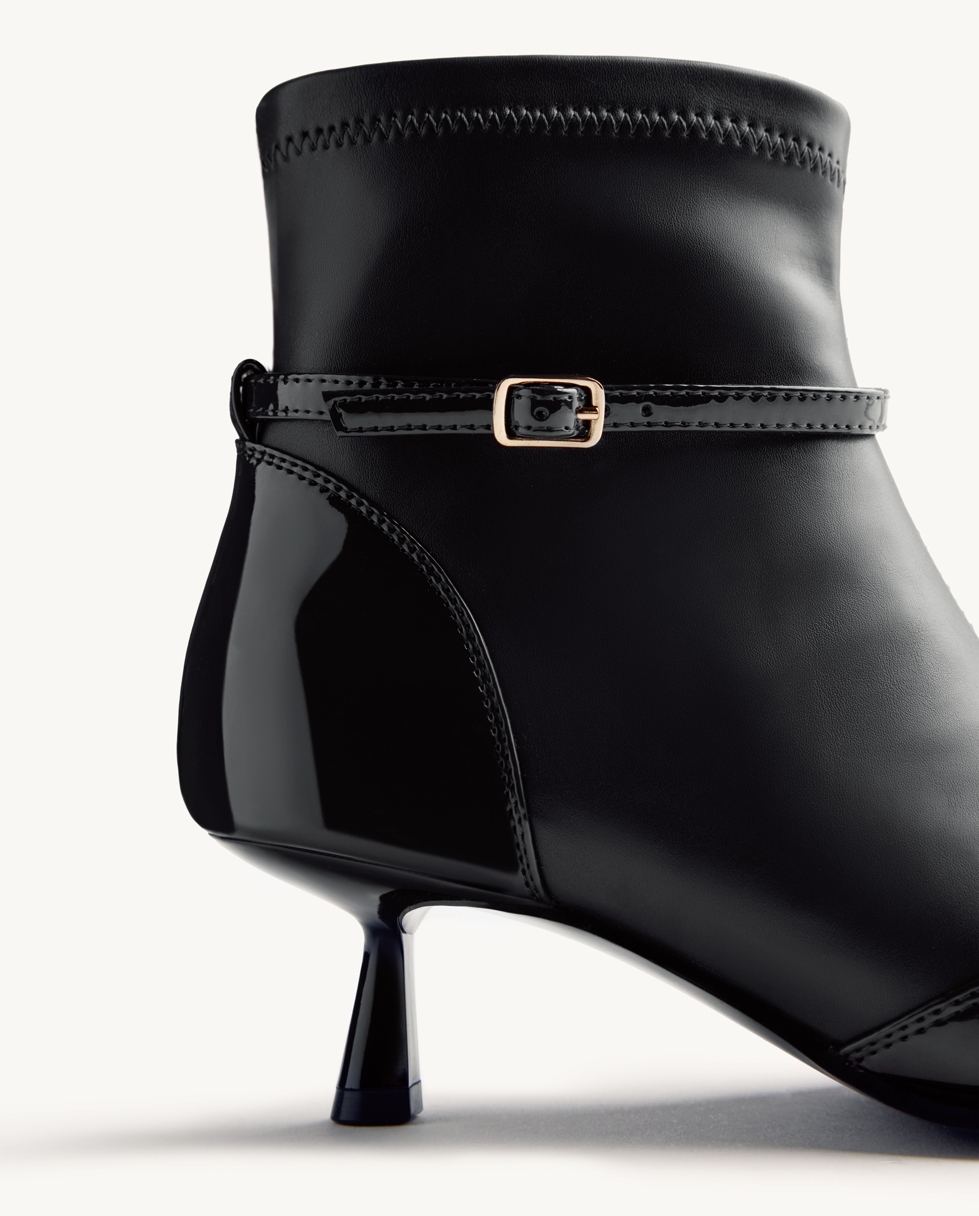 Botines elásticos de mujer con tacón bajo tipo kitten y pulsera en el tobillo - Gioseppo - Negro Negro-5