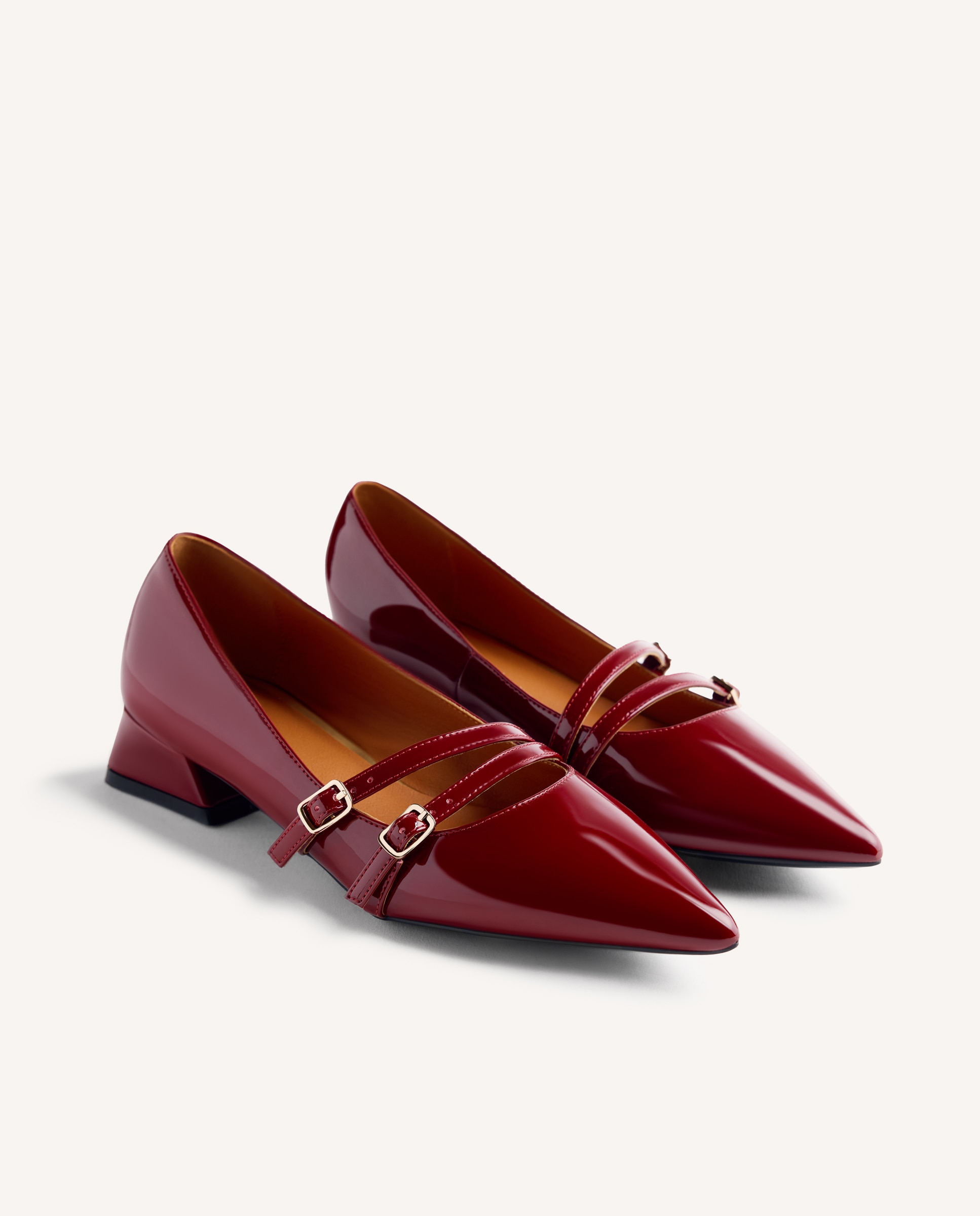 Imagen 4 de Zapatos de salón de mujer con acabado en efecto charol con tiras - Burdeos Burdeos