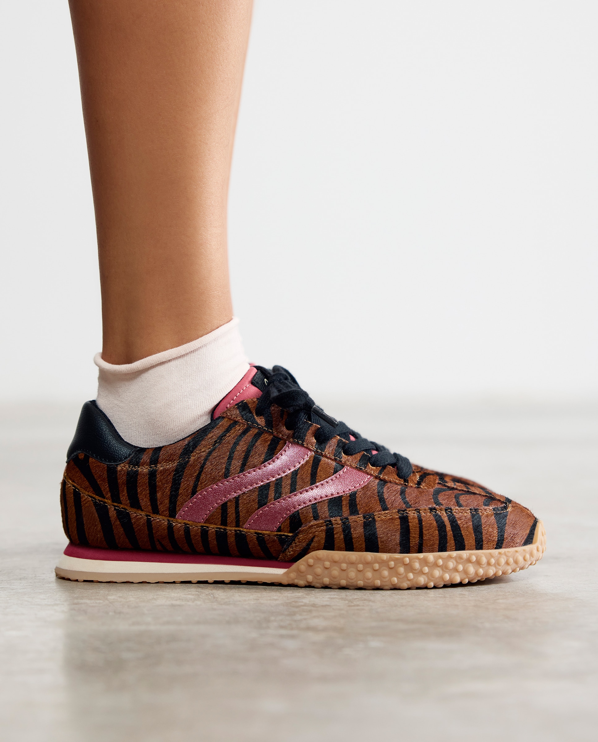 Zapatillas deportivas de mujer de piel con piezas brillantes - Gioseppo - Estampado Estampado-2