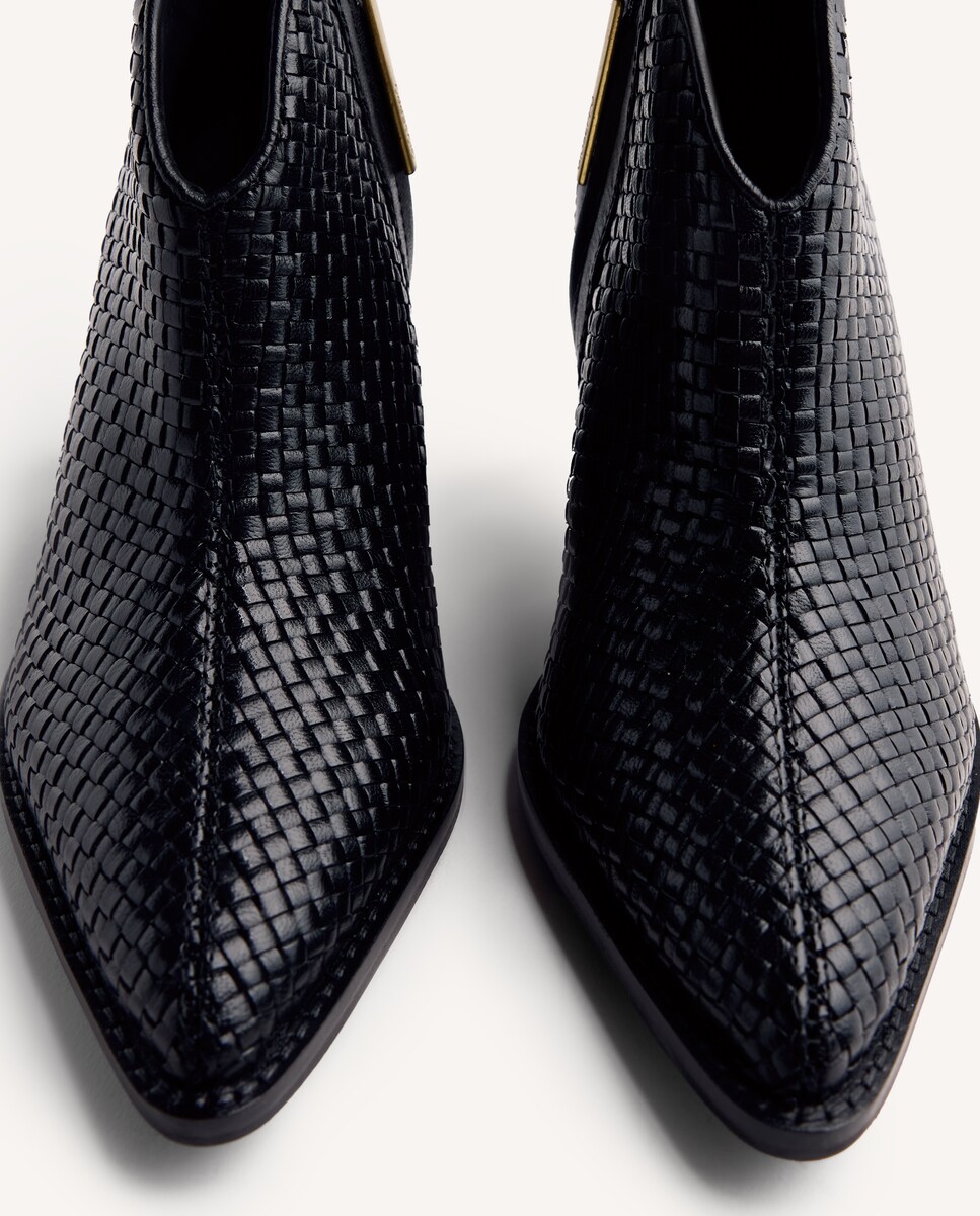 Botines de mujer de piel trenzada con tacón con plantilla