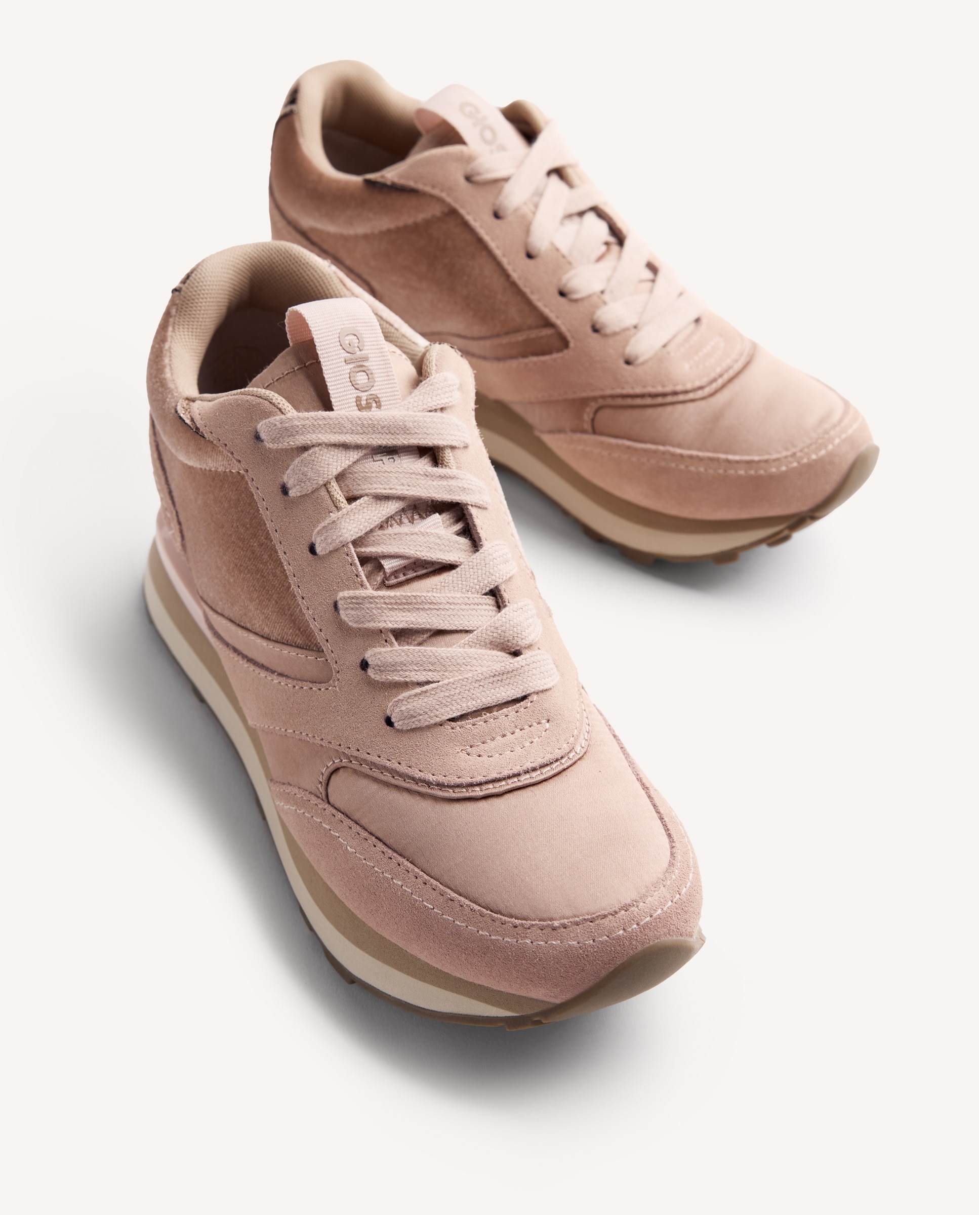 Zapatillas deportivas de mujer de piel serraje con piezas satinadas y craquelado metalizado - Gioseppo - Beige Beige-5