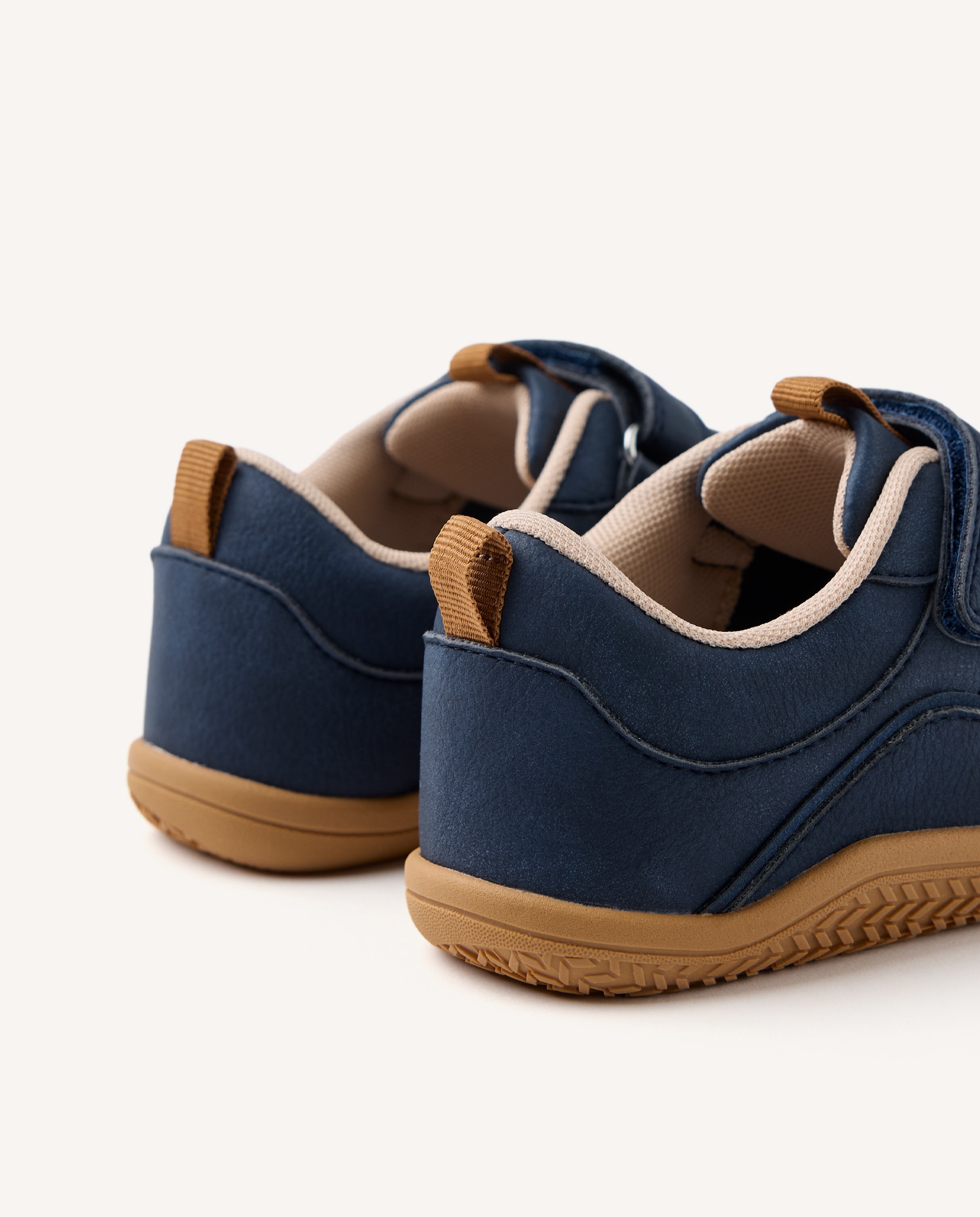 Zapatillas deportivas de niña barefoot con doble cierre ajustable - Gioseppo - Marino Marino-4