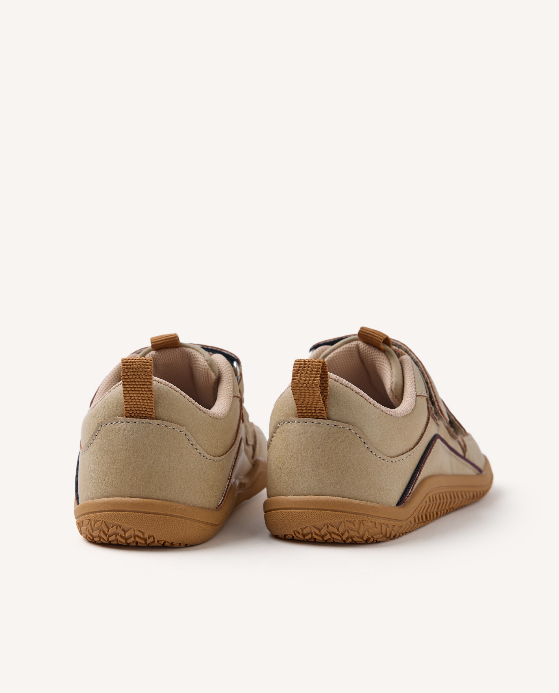 Zapatillas deportivas de niña barefoot con doble cierre ajustable - Gioseppo - Topo Topo-4