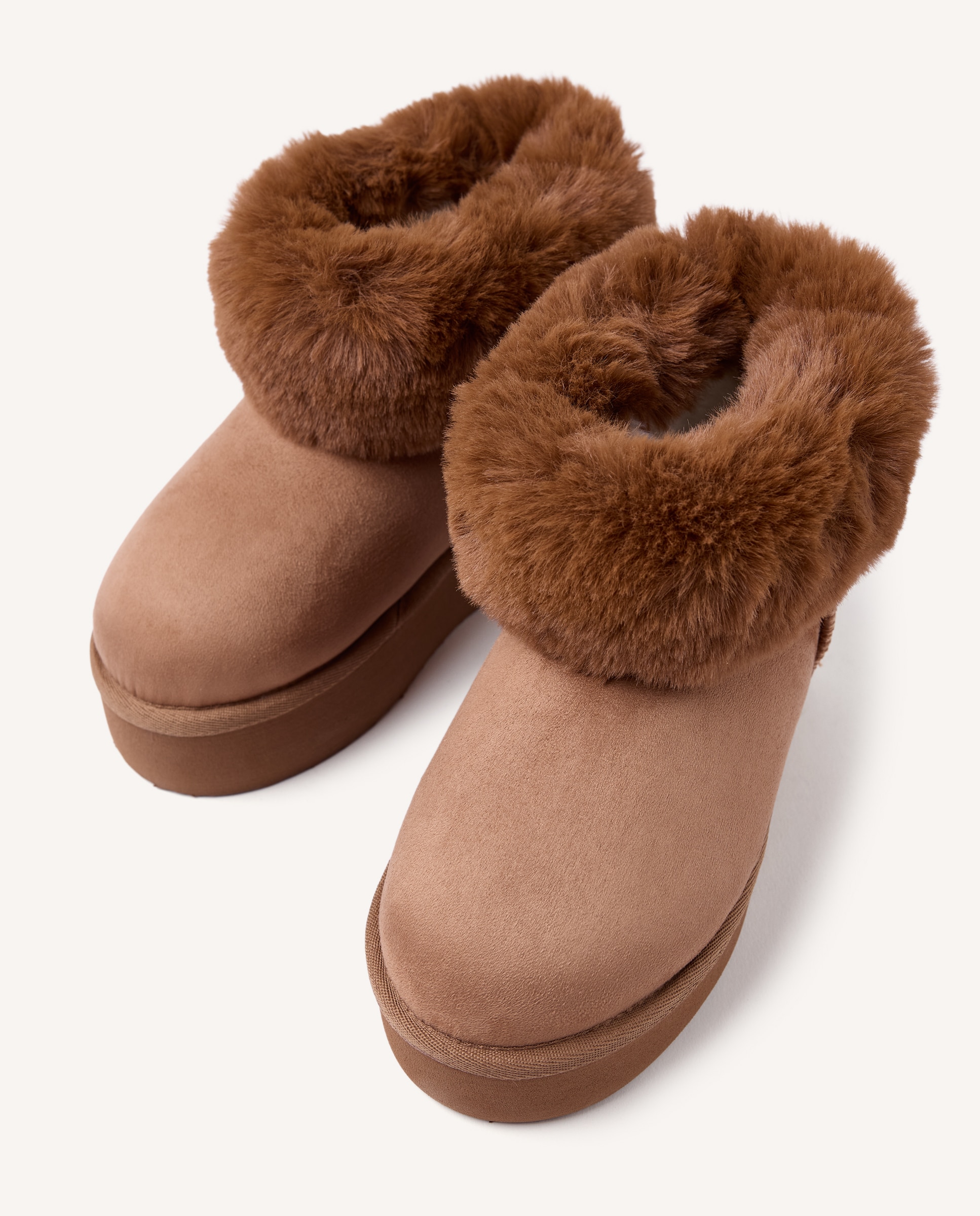 Botas australianas de niña con brillo, collarín de pelo y plataforma - Gioseppo - Cuero Cuero-3
