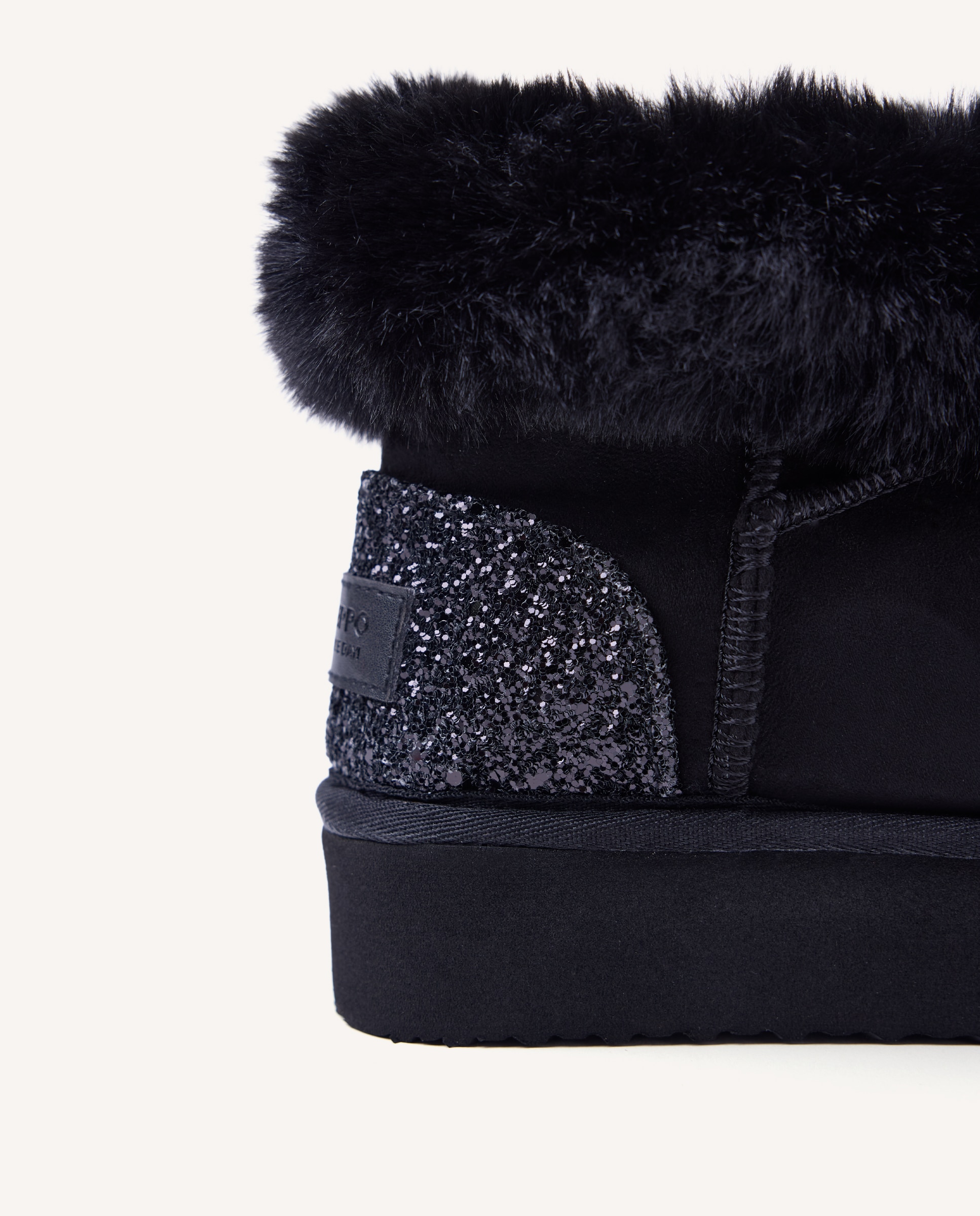 Botas australianas de niña con brillo, collarín de pelo y plataforma - Gioseppo - Negro Negro-5