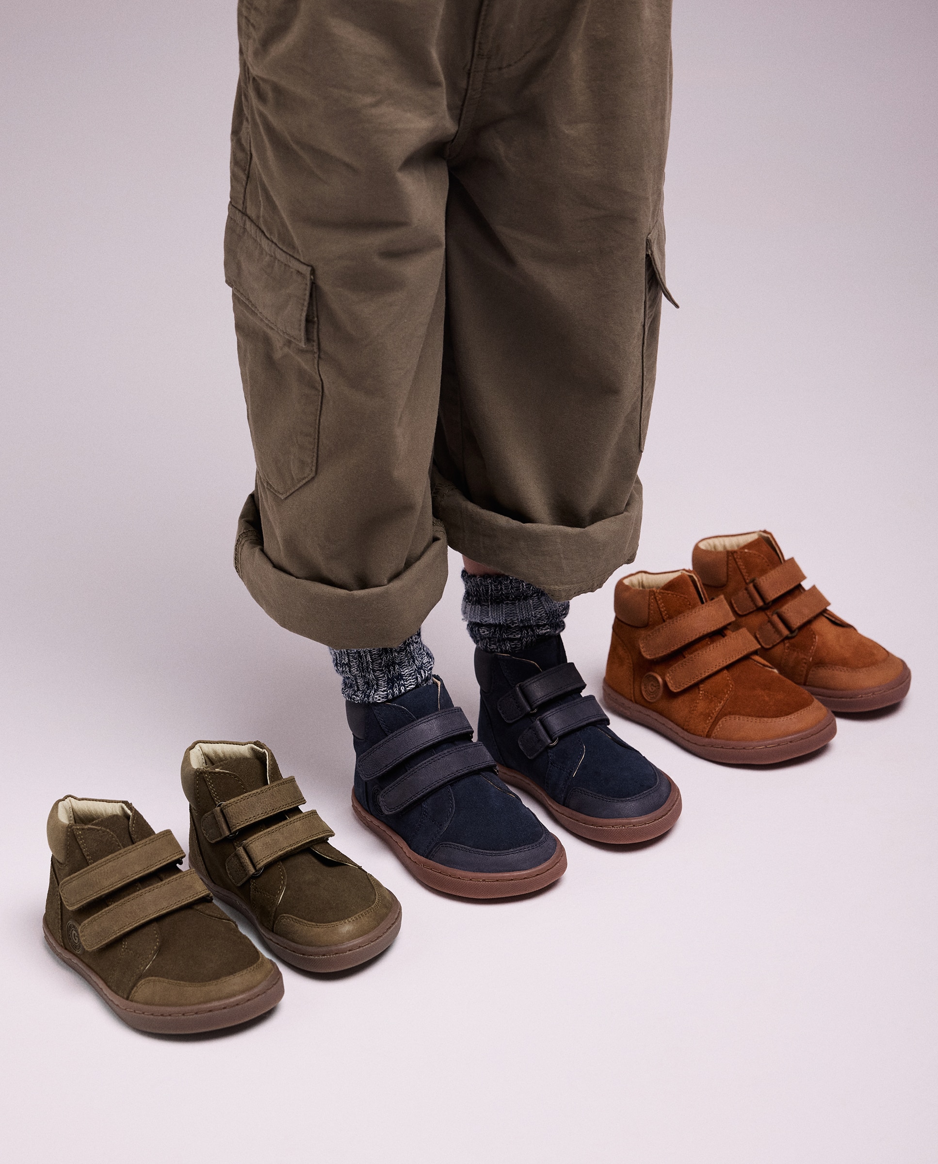 Botines de niño con cierres ajustables de piel serraje barefoot - Gioseppo - Cuero Cuero-7