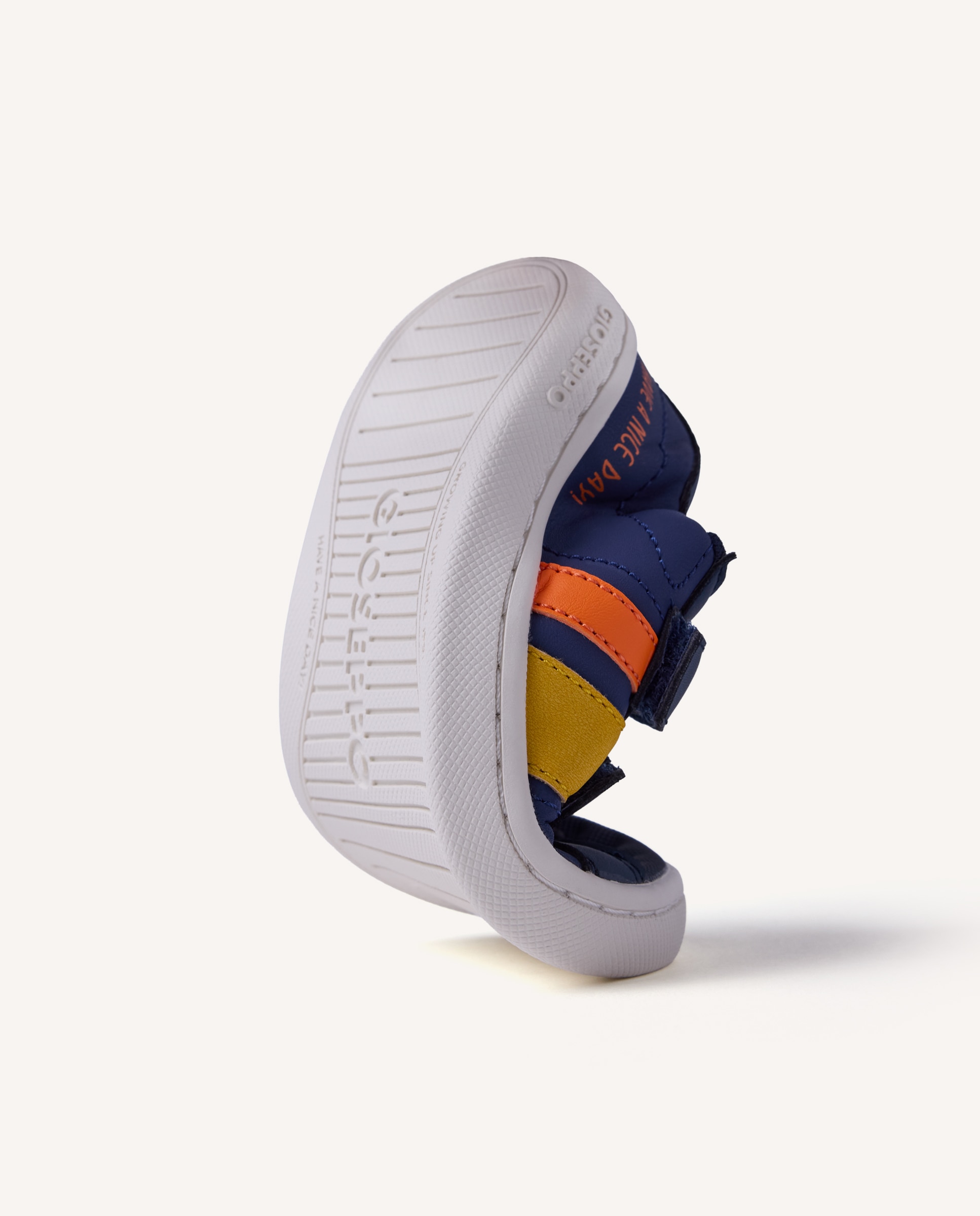 Zapatillas deportivas de bebé niño con contrastes de color y doble cierre barefoot - Gioseppo - Marino Marino-6