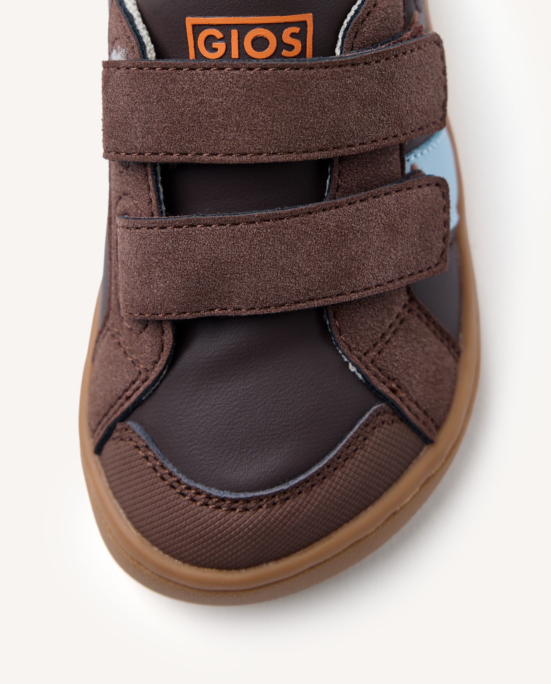 Zapatillas deportivas de bebé niño con contrastes de color y doble cierre barefoot - Gioseppo - Marrón Marrón-5
