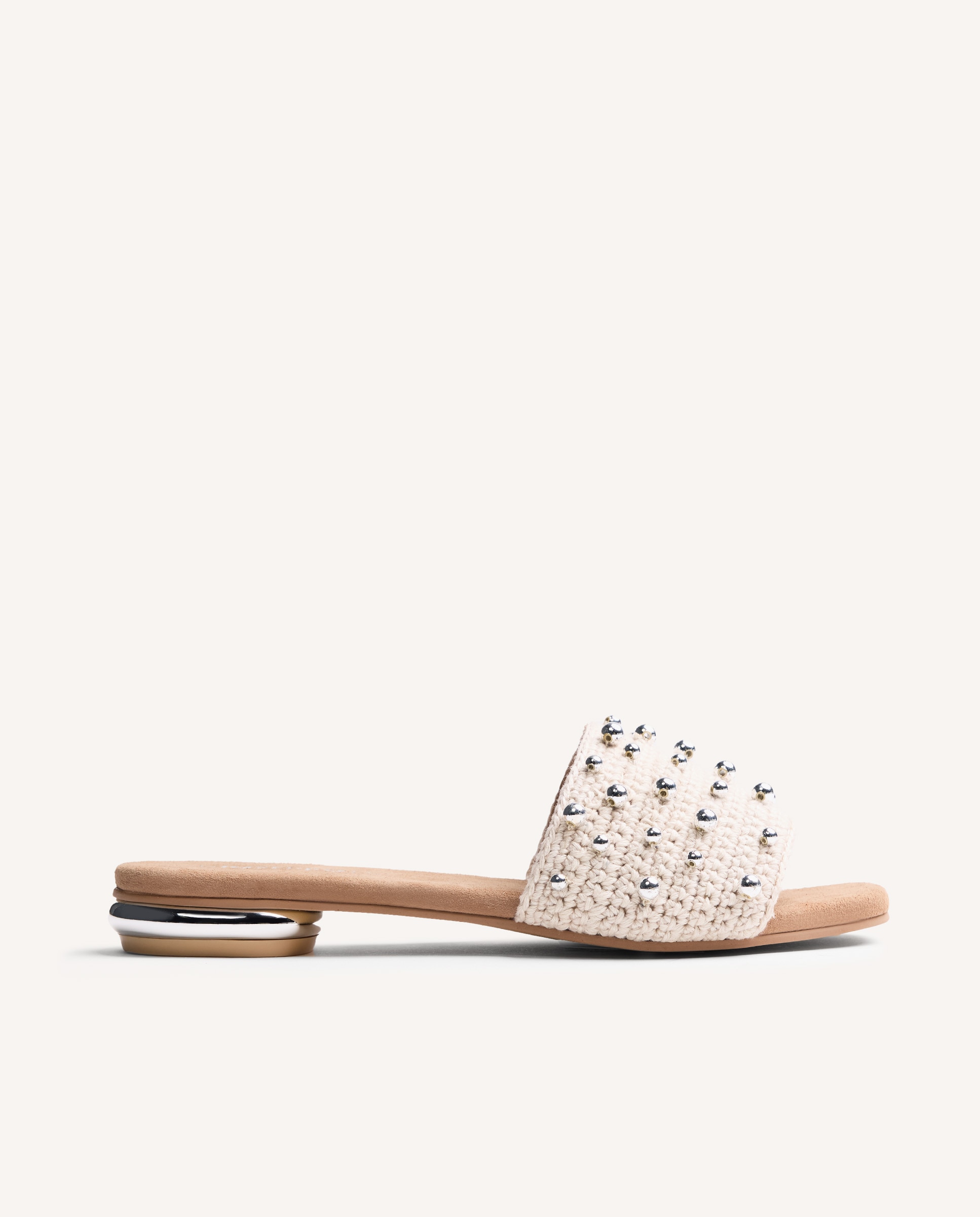 Gioseppo - Sandalias de pala de mujer con crochet hecho a mano y detalle de cuentas metálicas.