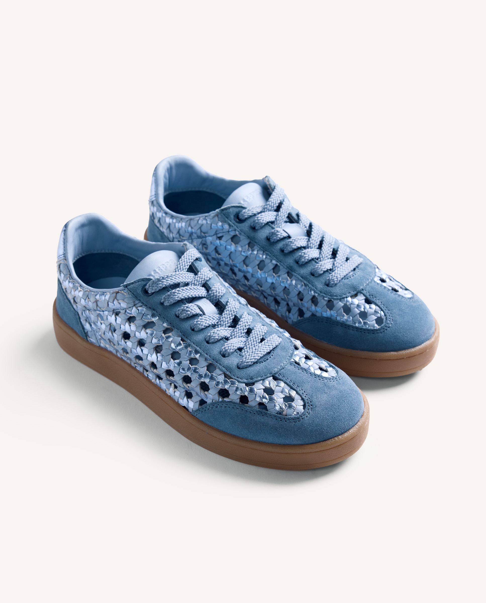 Zapatillas deportivas de mujer de piel trenzada con piezas de piel en acabado serraje - Gioseppo - Azul claro Azul claro-3