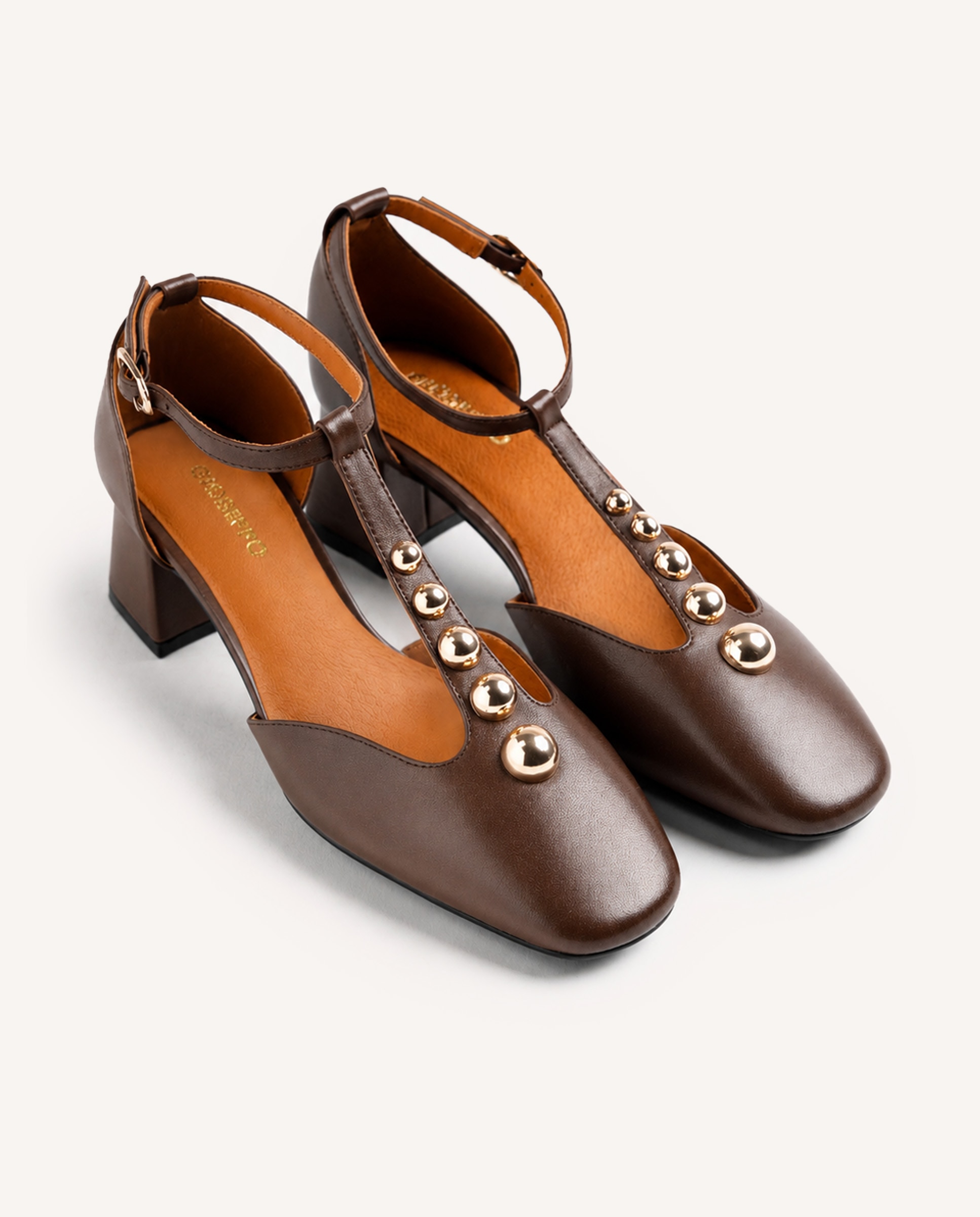 Zapatos de salón de mujer con detalle de tachas - Gioseppo - Marrón Marrón-5