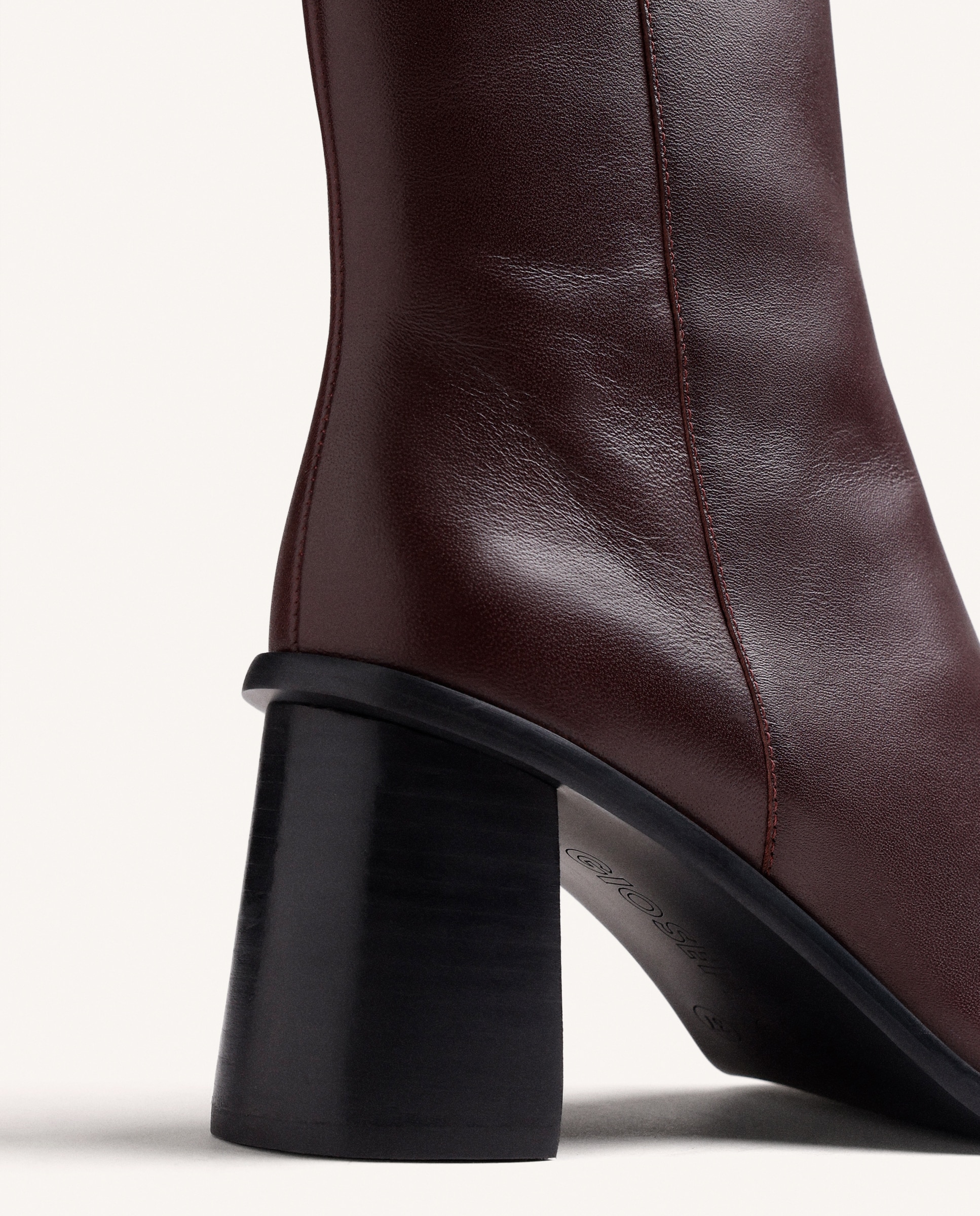 Botines básicos de mujer de piel con pieza acharolada - Gioseppo - Burdeos Burdeos-4