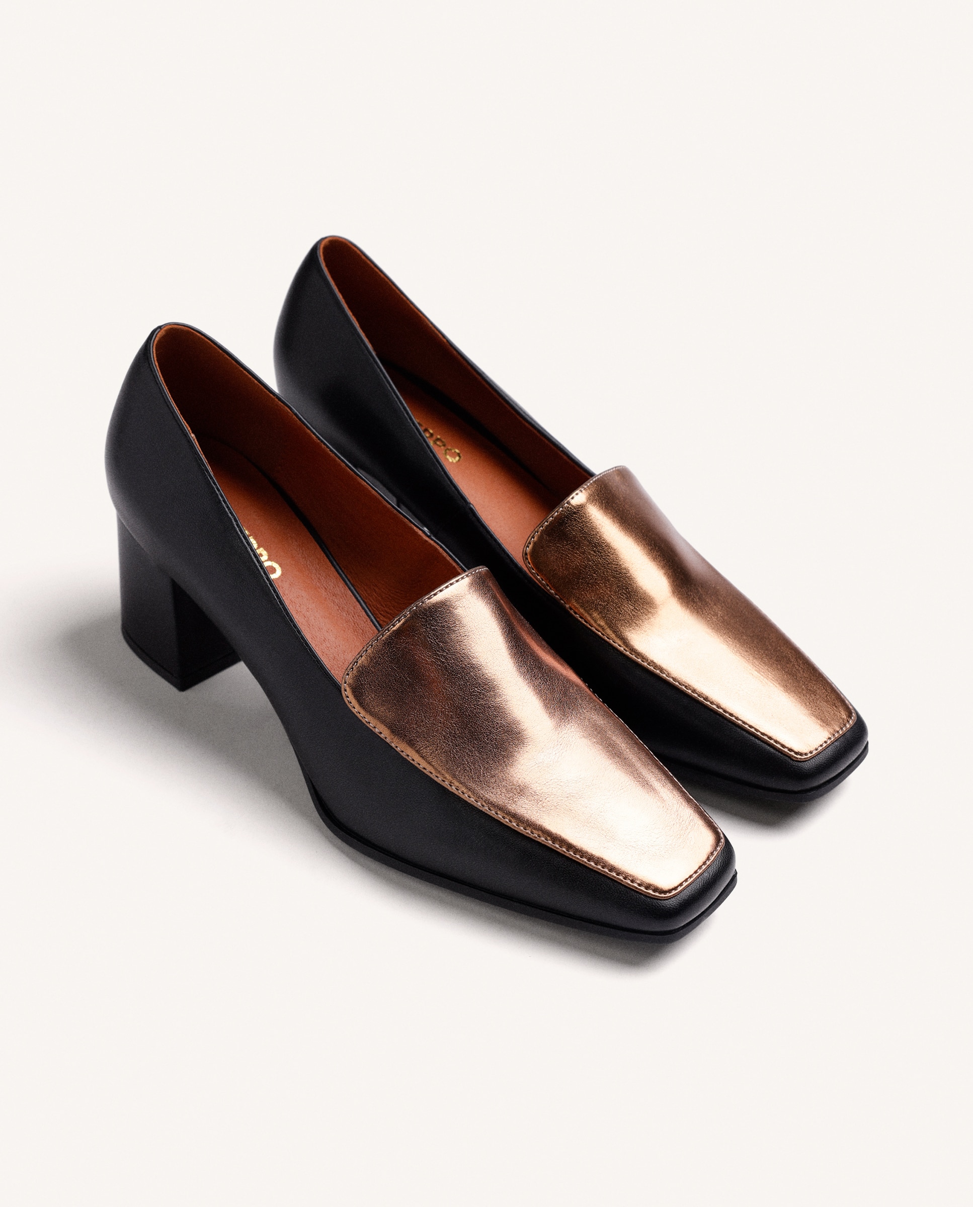 Zapatos de salón de mujer con empeine en contraste - Gioseppo - Negro Negro-3