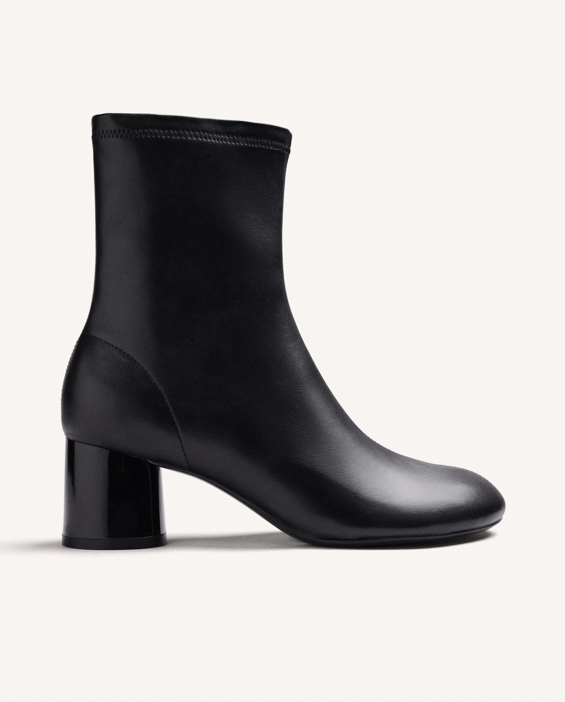 Botines elásticos de mujer con caña tipo calcetín, punta redonda y tacón tipo bloque - Gioseppo - Negro Negro-1