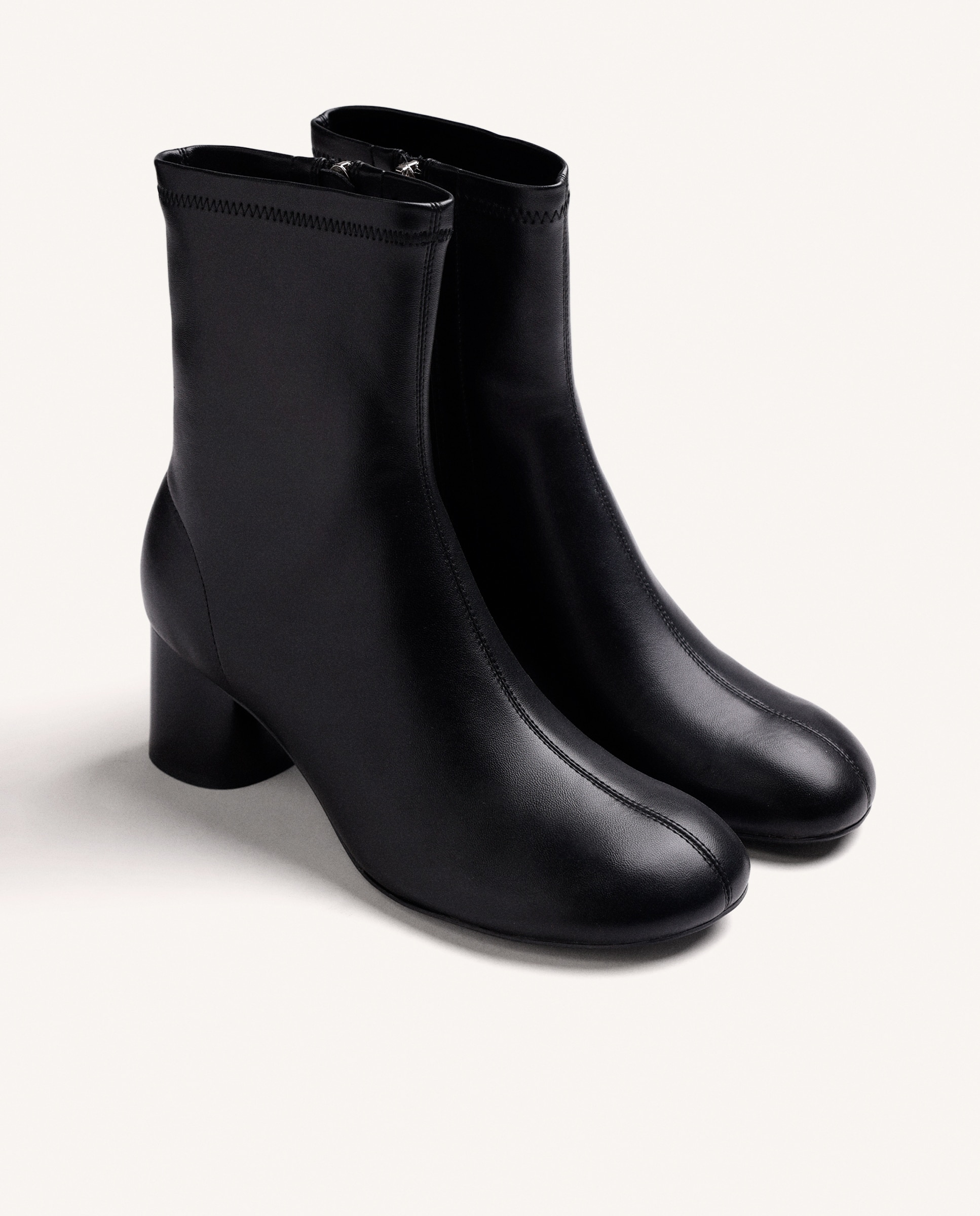 Botines elásticos de mujer con caña tipo calcetín, punta redonda y tacón tipo bloque - Gioseppo - Negro Negro-3