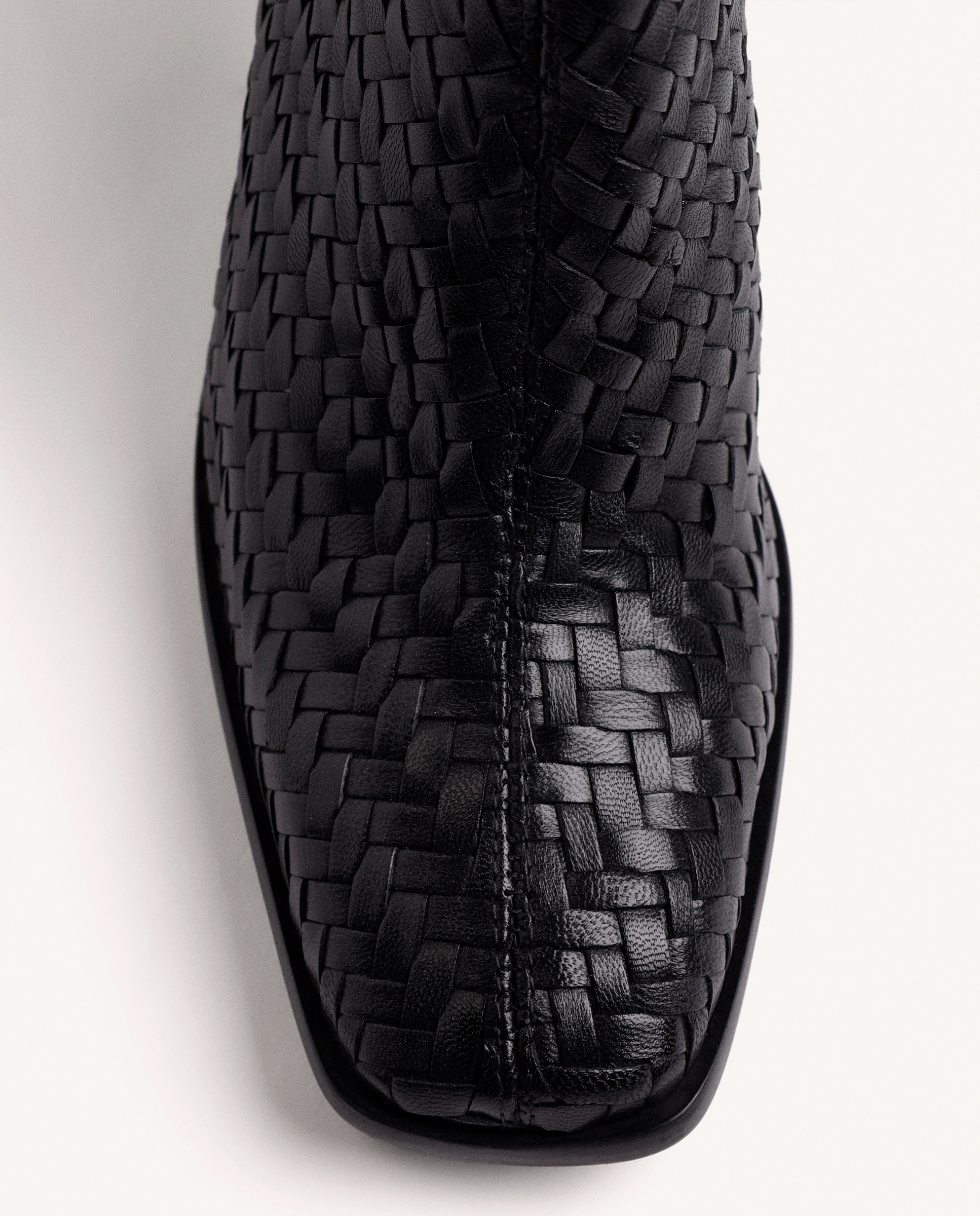Botines básicos de mujer de piel trenzada a mano - Gioseppo - Negro Negro-2