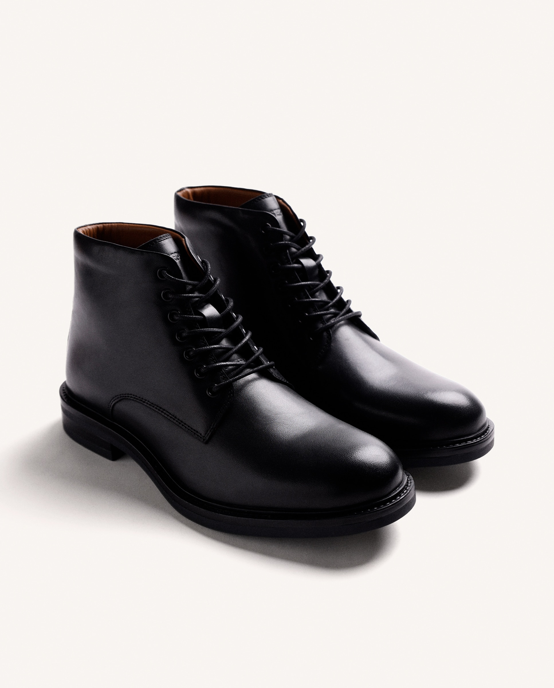 Imagen 3 de Botines de cordones de hombre de piel - Gioseppo - Negro Negro