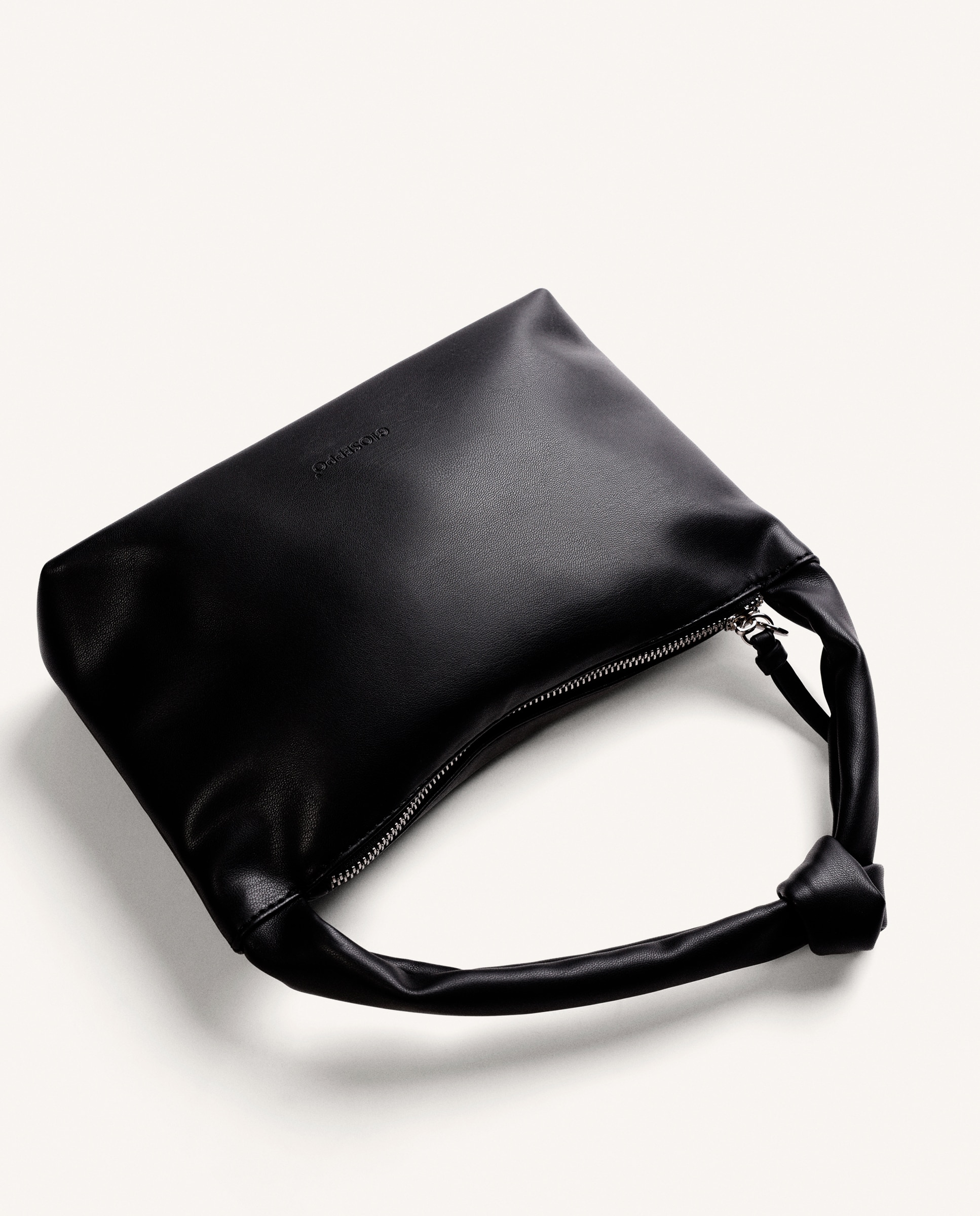 Bolso de hombro con detalle de nudo con cierre de cremallera - Gioseppo - Negro Negro-4