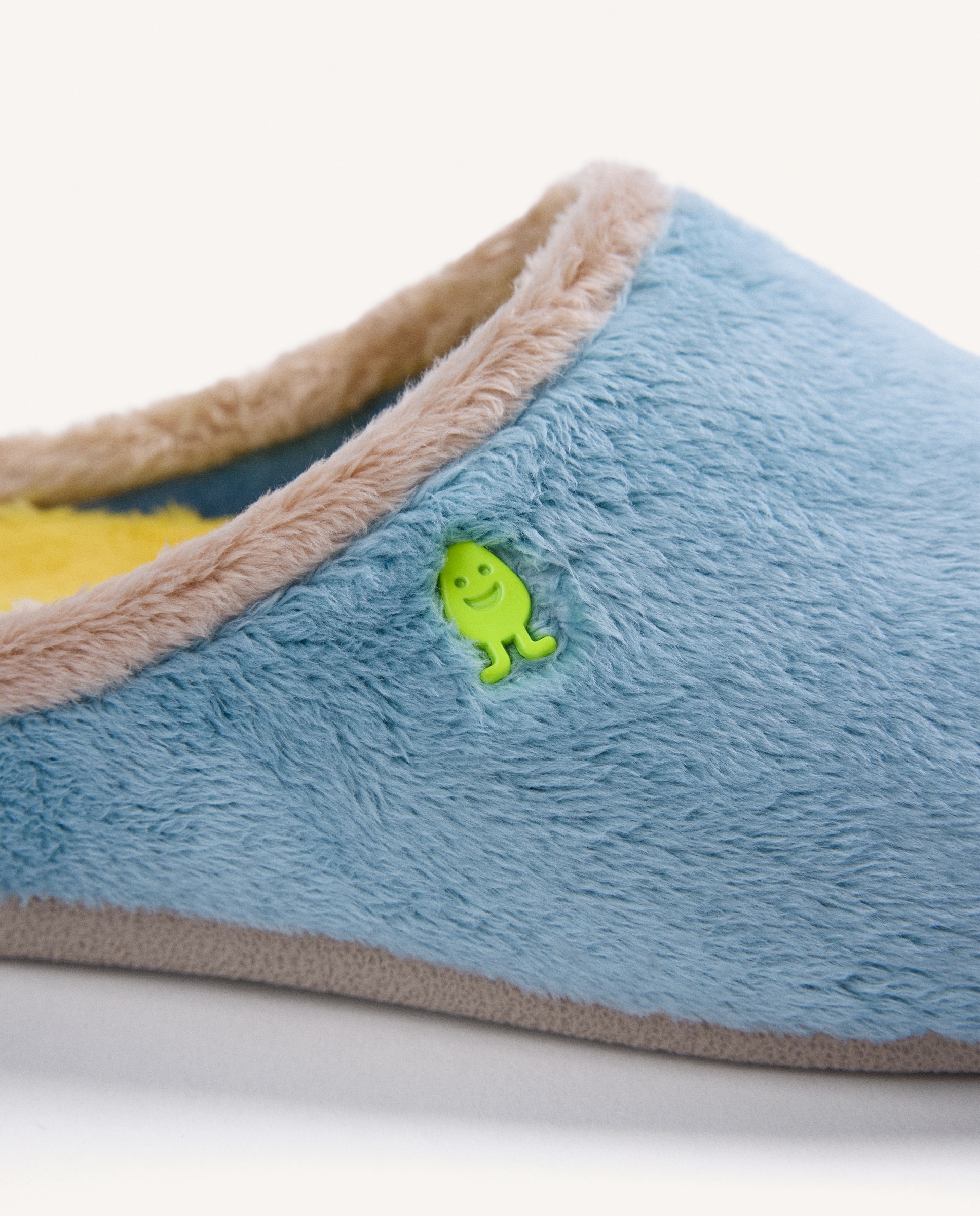 Imagen 4 de Zapatillas de casa de mujer de pelo con contraste de colores - Hot Potatoes - Azul Azul