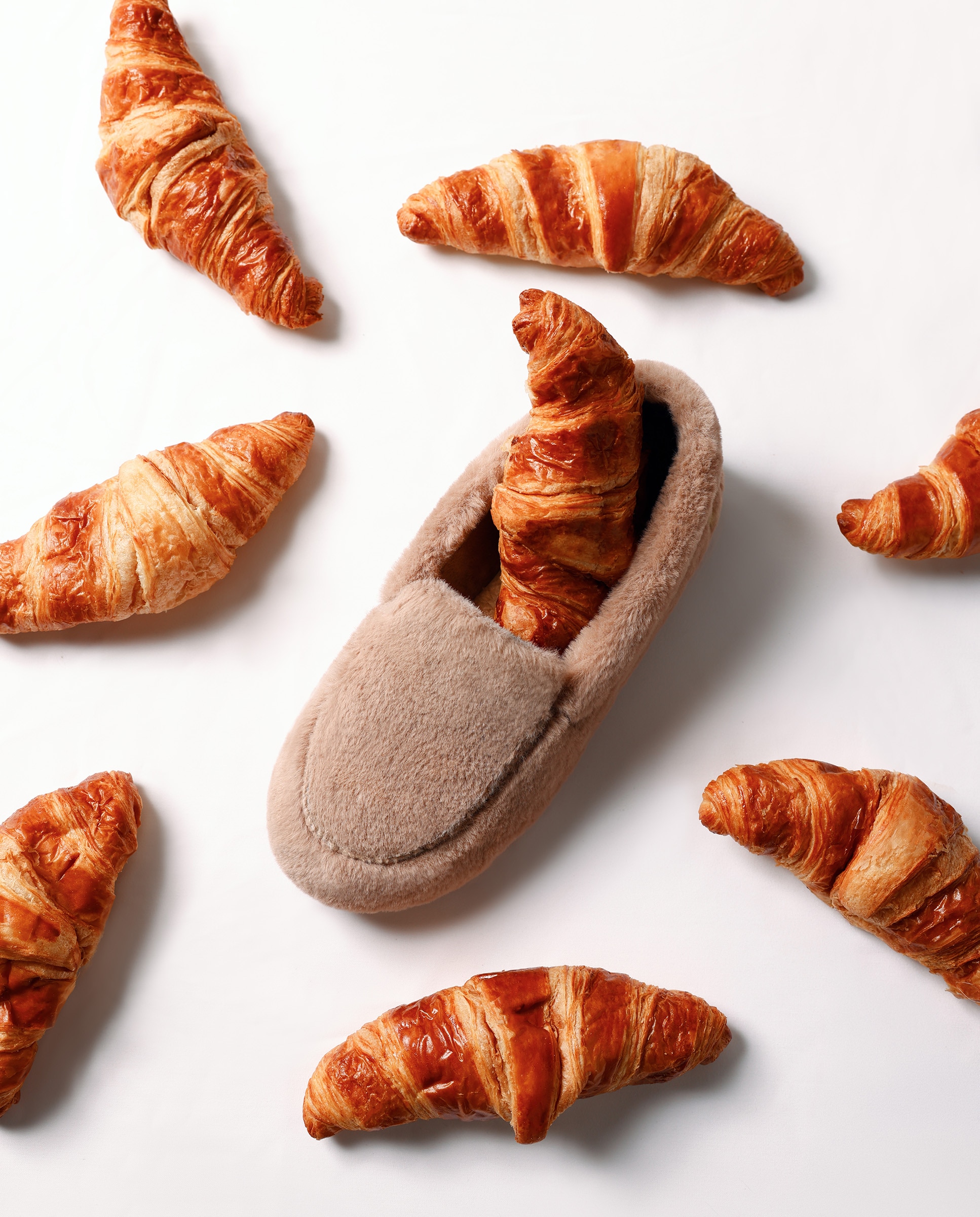 Imagen 6 de Zapatillas de casa de mujer tipo mocasines de pelo - Hot Potatoes - Topo Topo