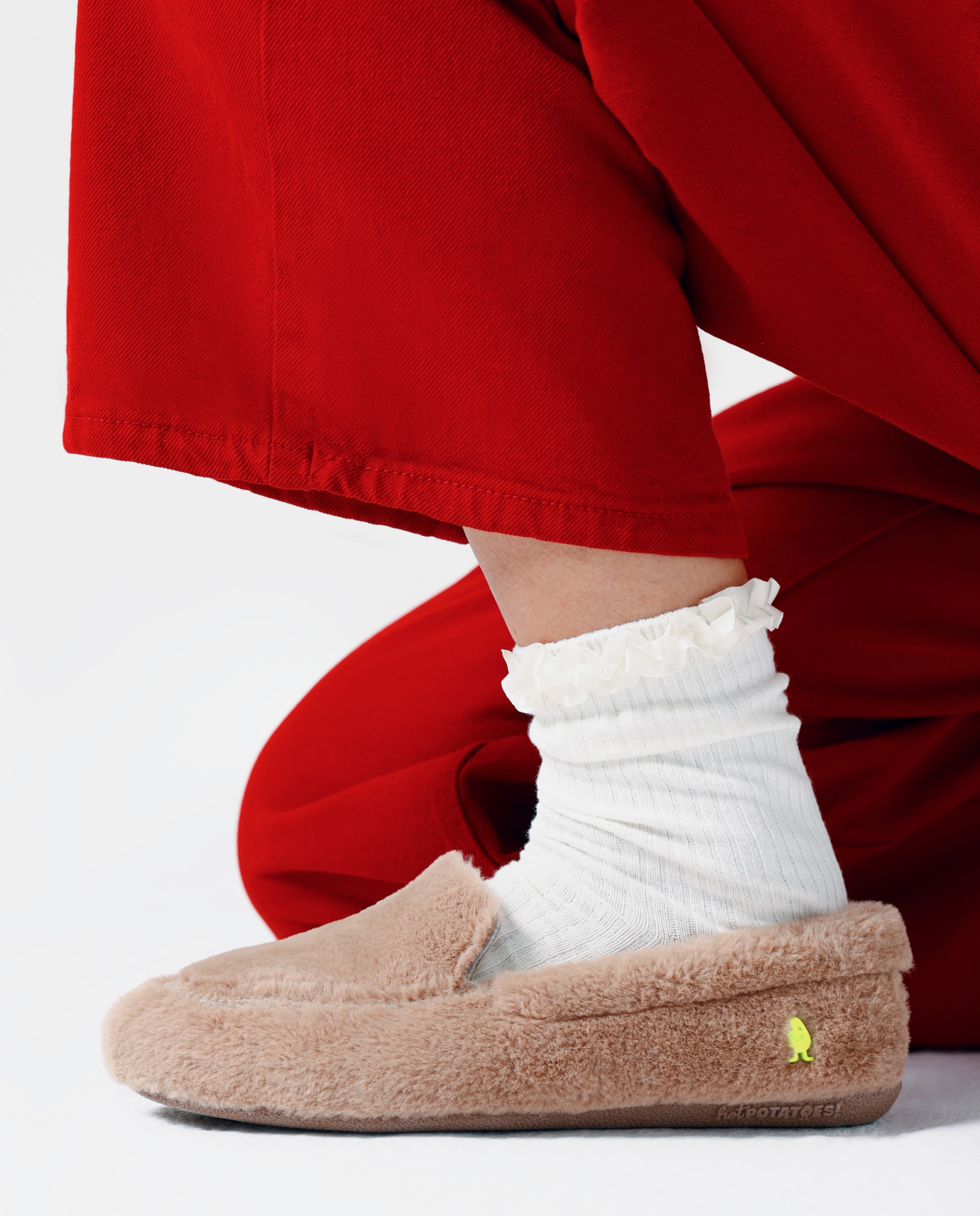 Imagen 7 de Zapatillas de casa de mujer tipo mocasines de pelo - Hot Potatoes - Topo Topo