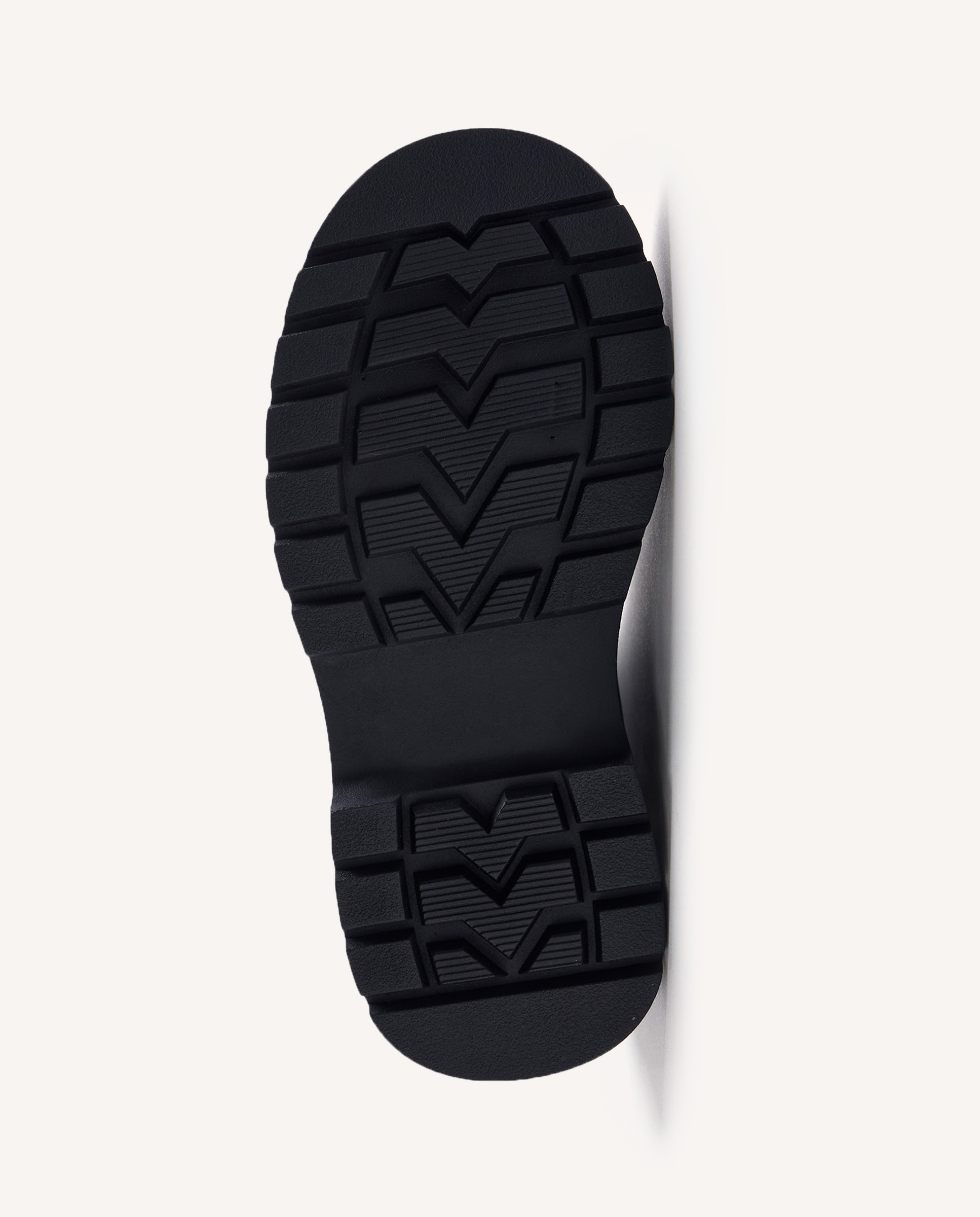 Botines de niña con elásticos laterales y tachas traseras - Gioseppo - Negro Negro-4