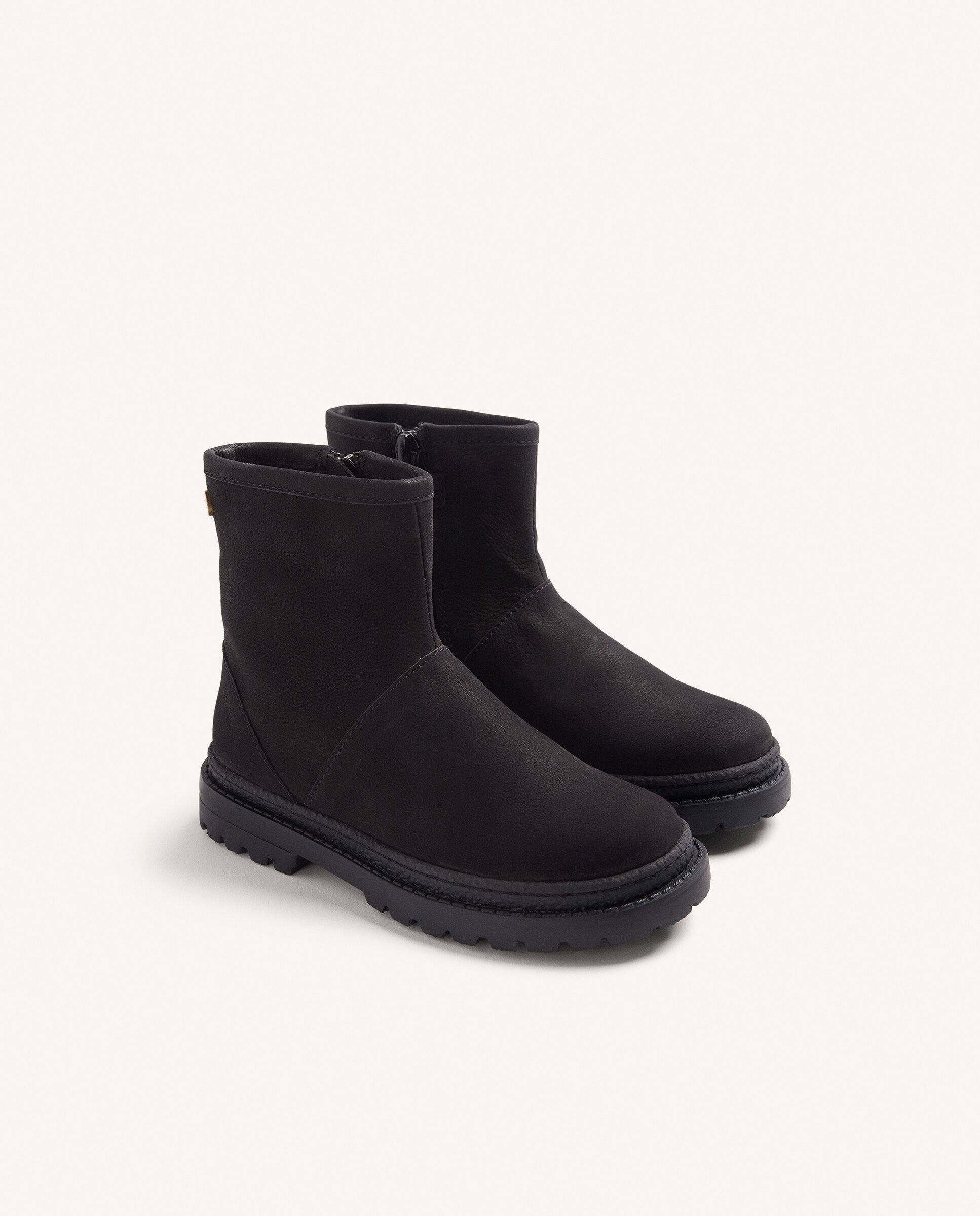 Botas de niña de piel con suela track y cremallera lateral - Gioseppo - Negro Negro-2
