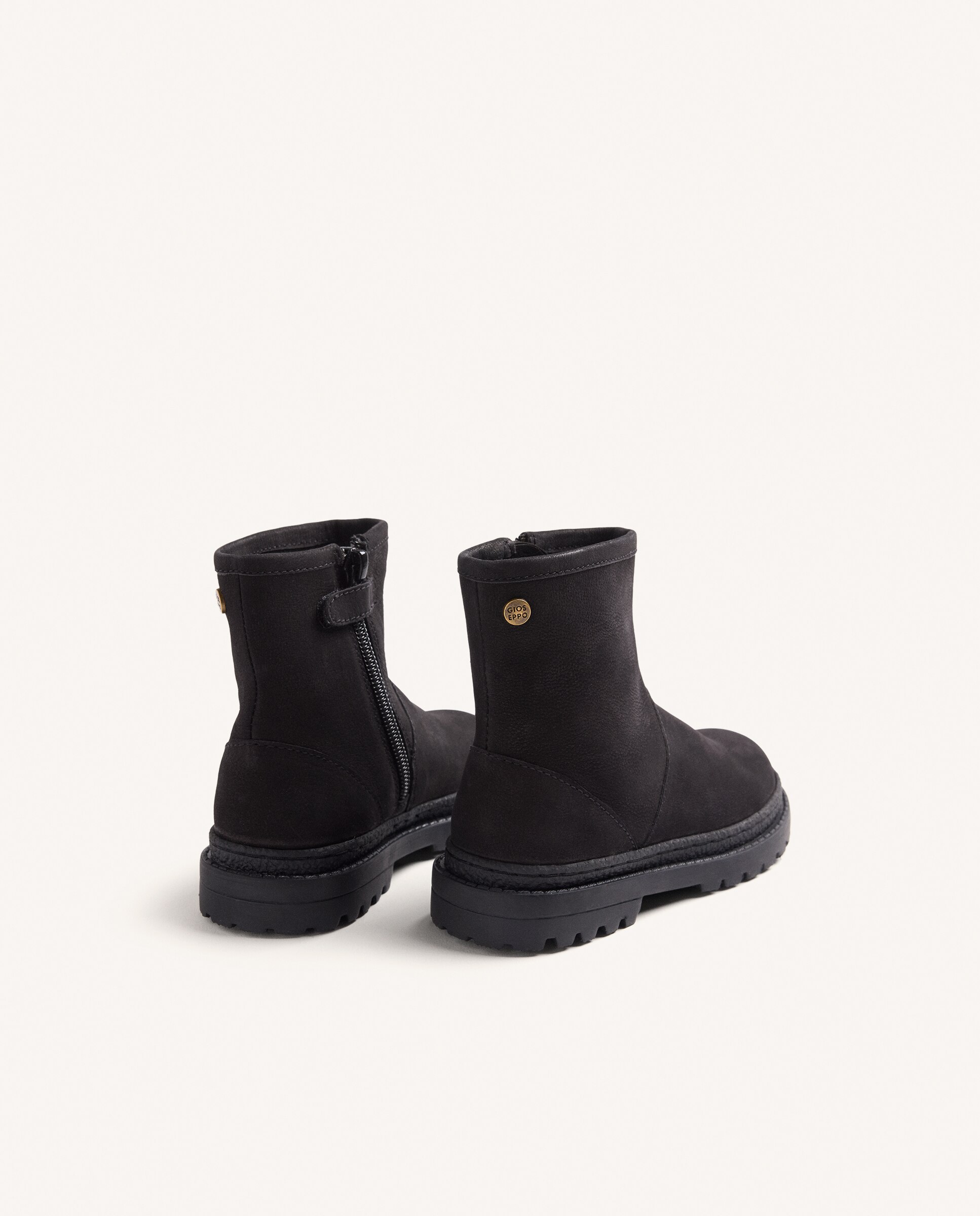 Botas de niña de piel con suela track y cremallera lateral - Gioseppo - Negro Negro-4