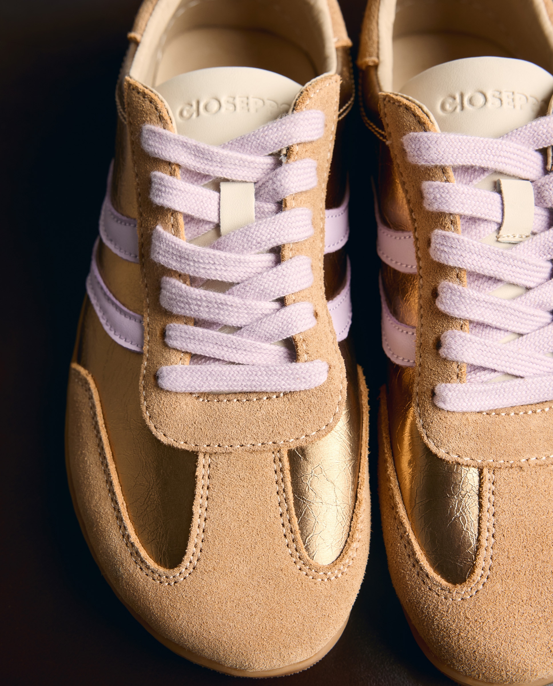 Zapatillas deportivas de mujer de piel serraje con acentos metalizados y contraste de texturas - Gioseppo - Marrón Marrón-5