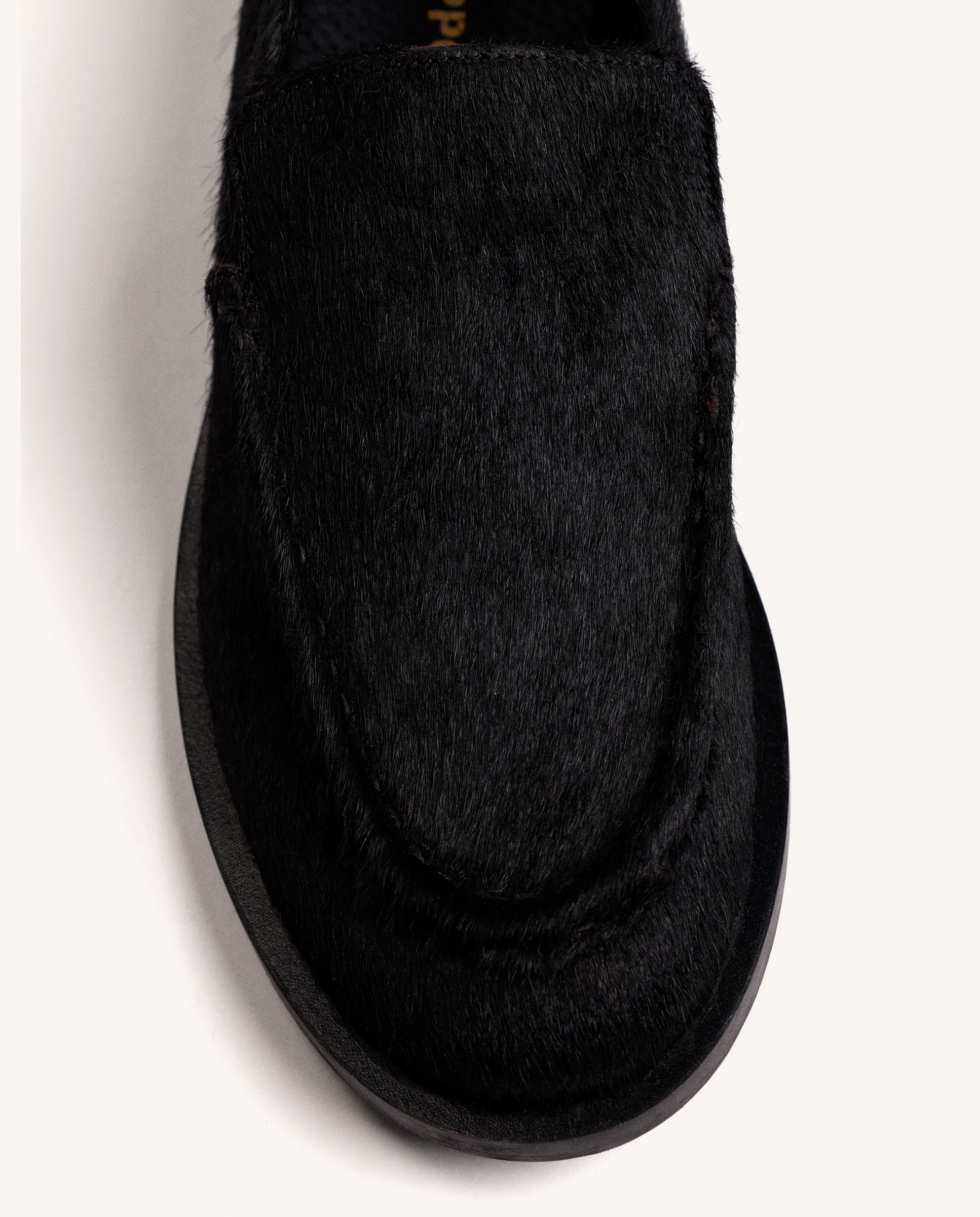 Imagen 2 de Mocasines de mujer de piel tipo pelo y plantilla acolchada - Gioseppo - Negro Negro