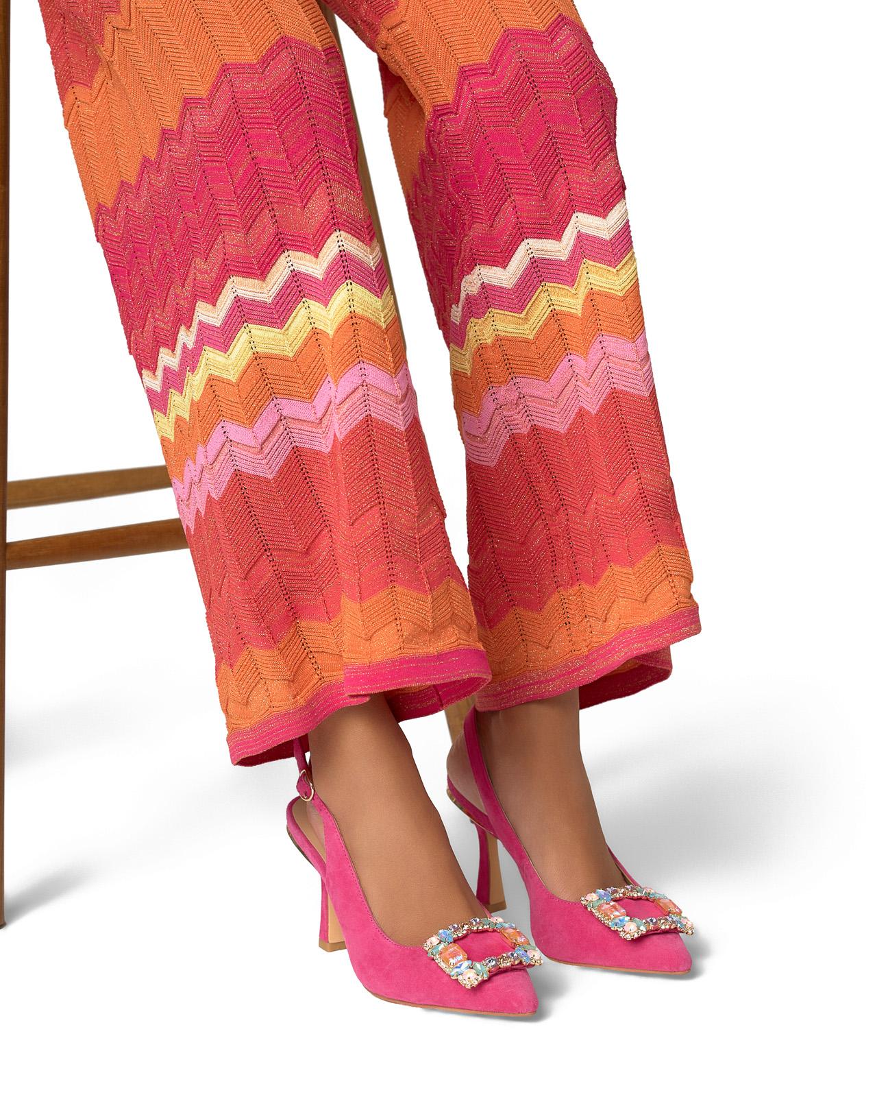 Zapatos de salón de mujer destalonados en piel con detalle joya frontal - Alma en Pena - Fucsia Fucsia-2