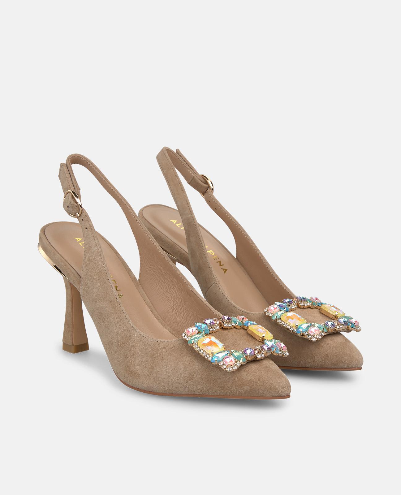 Zapatos de salón de mujer destalonados en piel con detalle joya frontal - Alma en Pena - Arena Arena-3