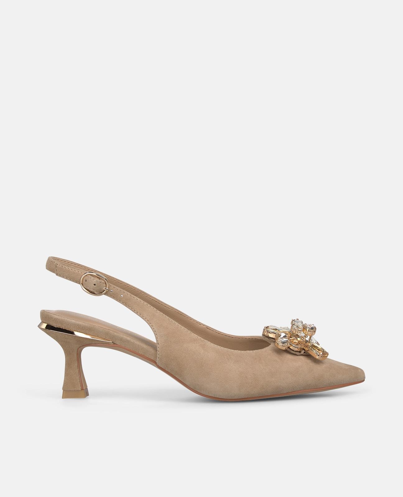Alma en Pena - Zapatos de salón de mujer destalonados de piel con detalle joya frontal.
